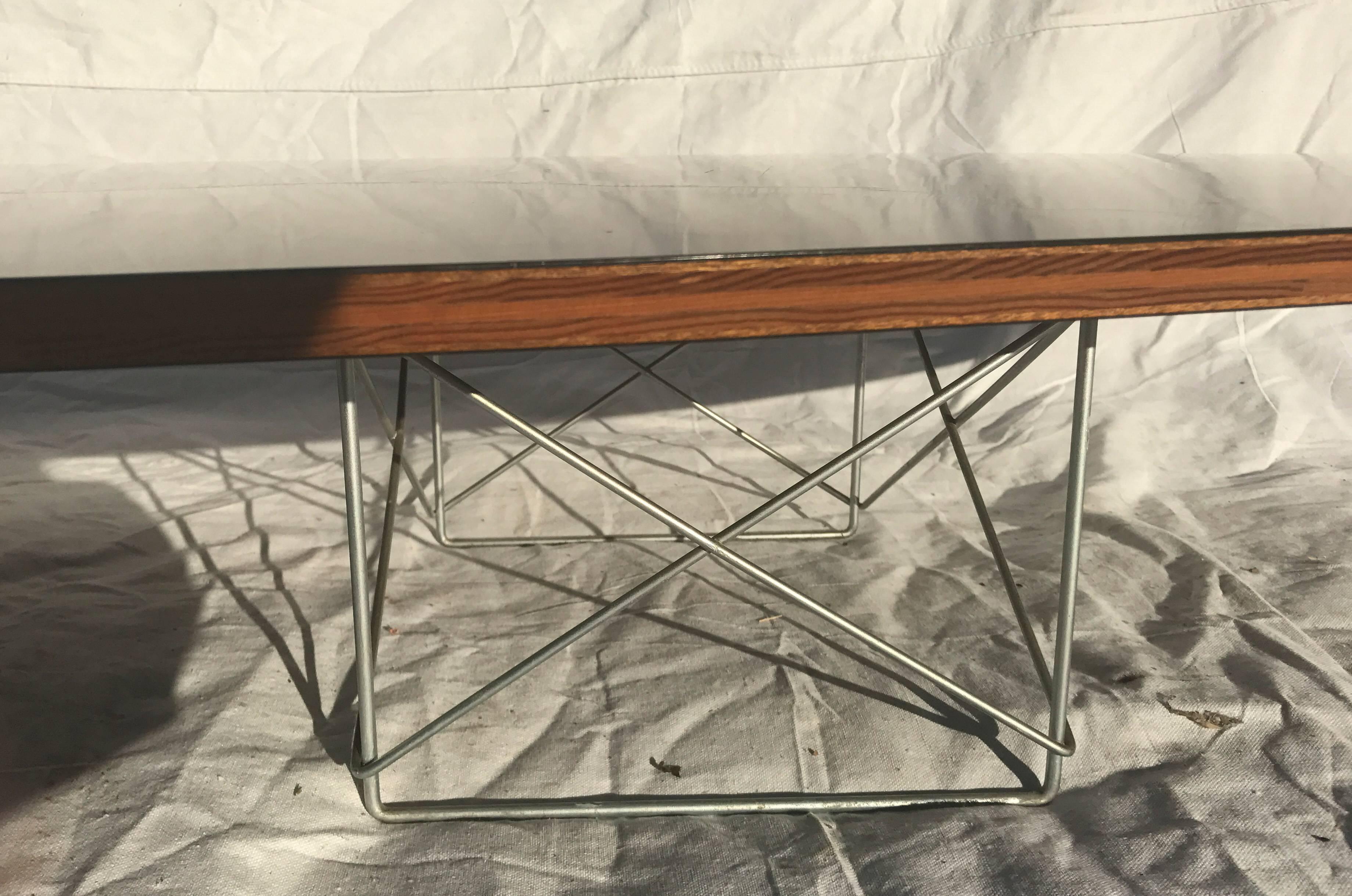 Eames Original ETR Coffee Table For Sale 1