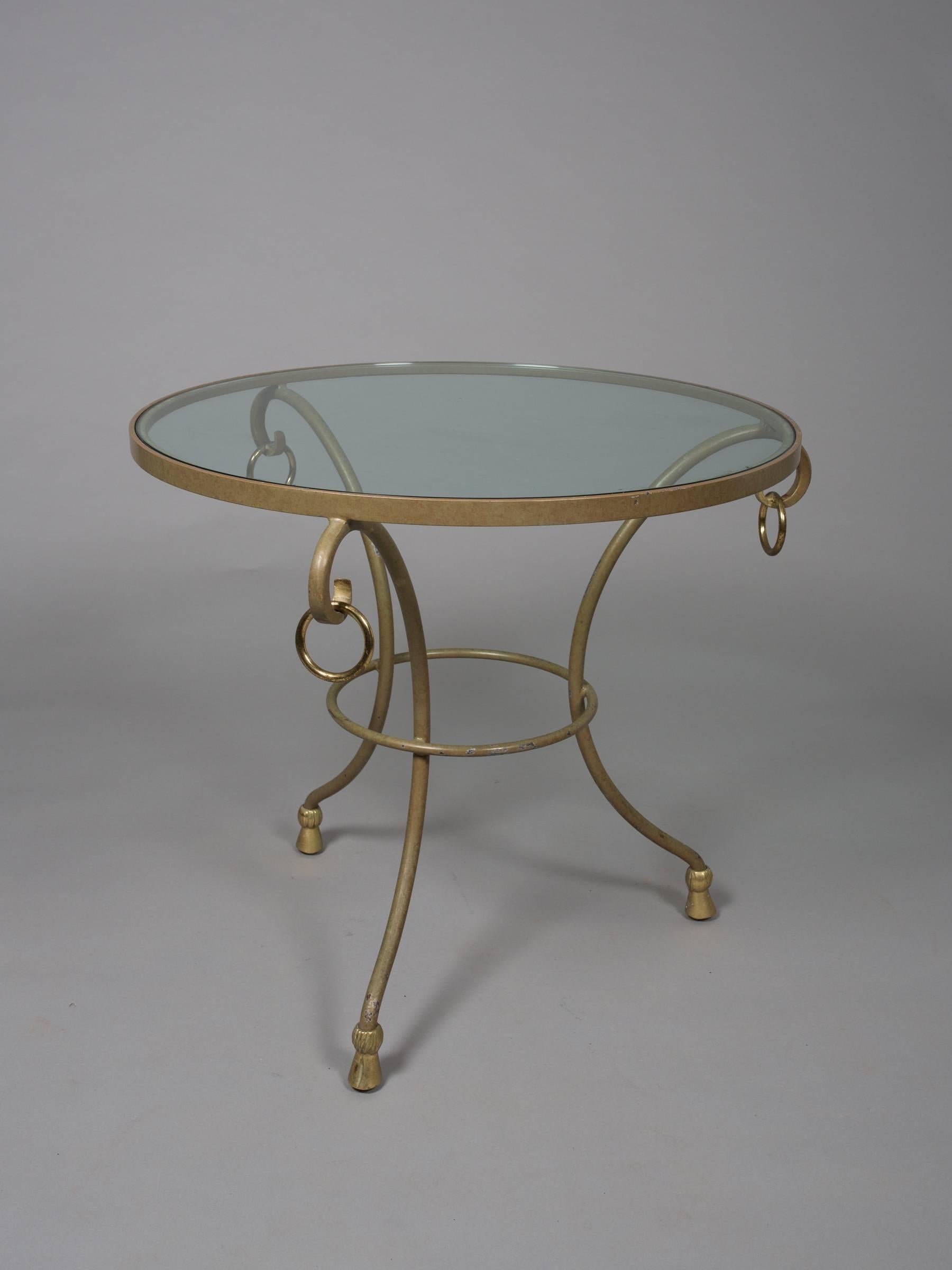 Pair of Round Regency Style Side Tables In Good Condition For Sale In New York, NY