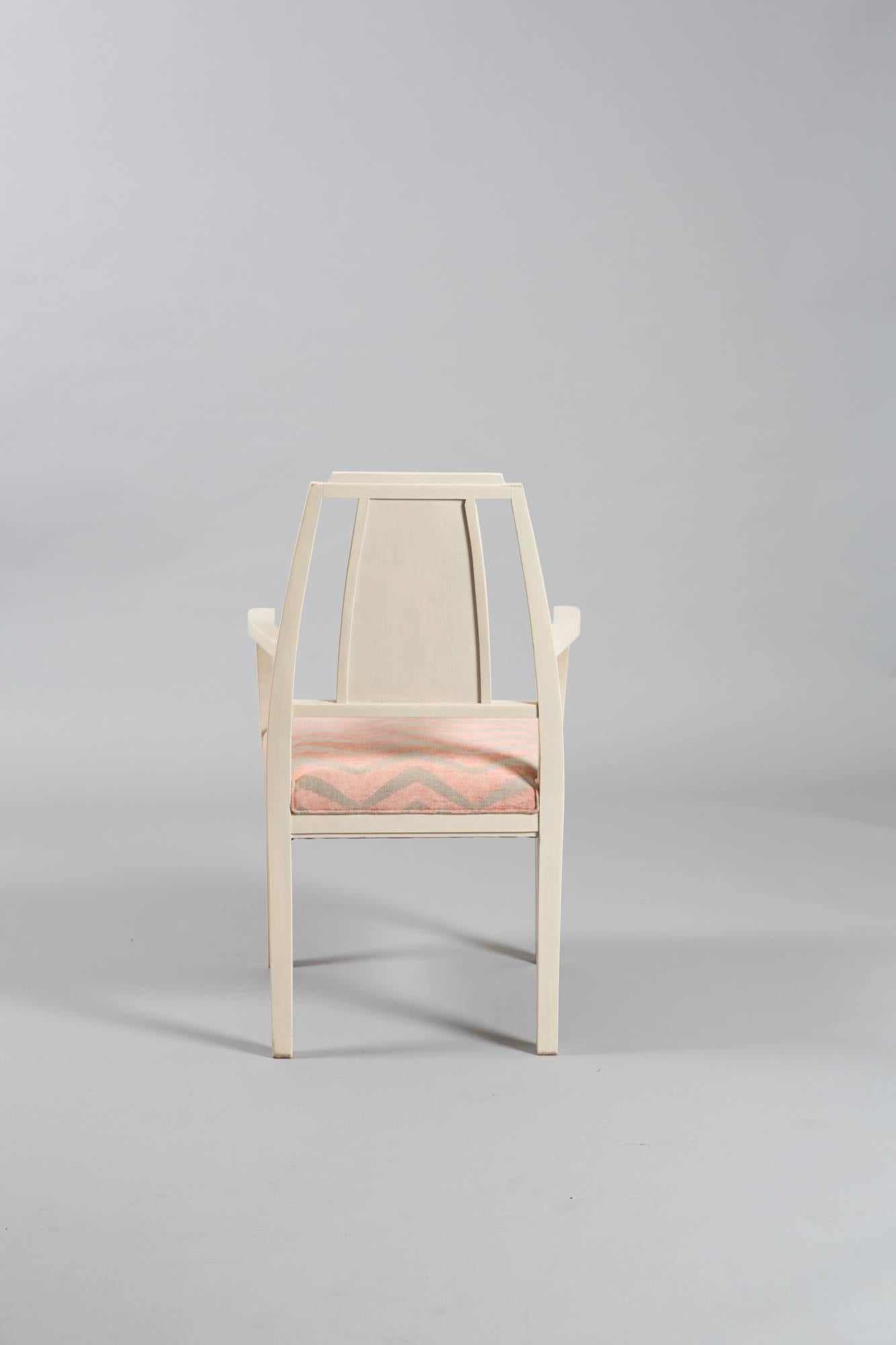 Art déco-Sessel mit geschnitzter Rückenlehne im Angebot 1