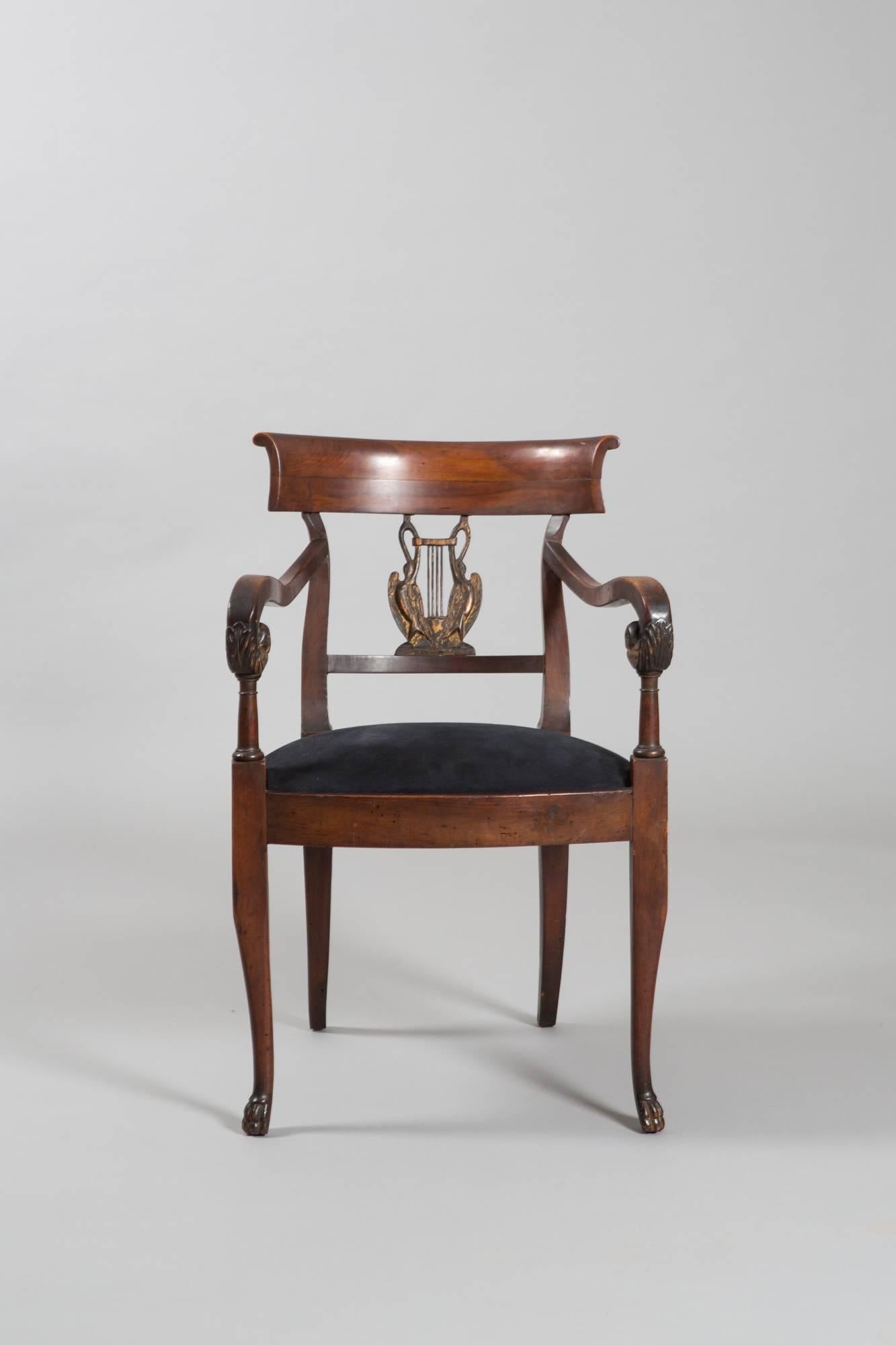19th Century Directoire Style with Gilt Swan Carved Back In Good Condition In New York, NY