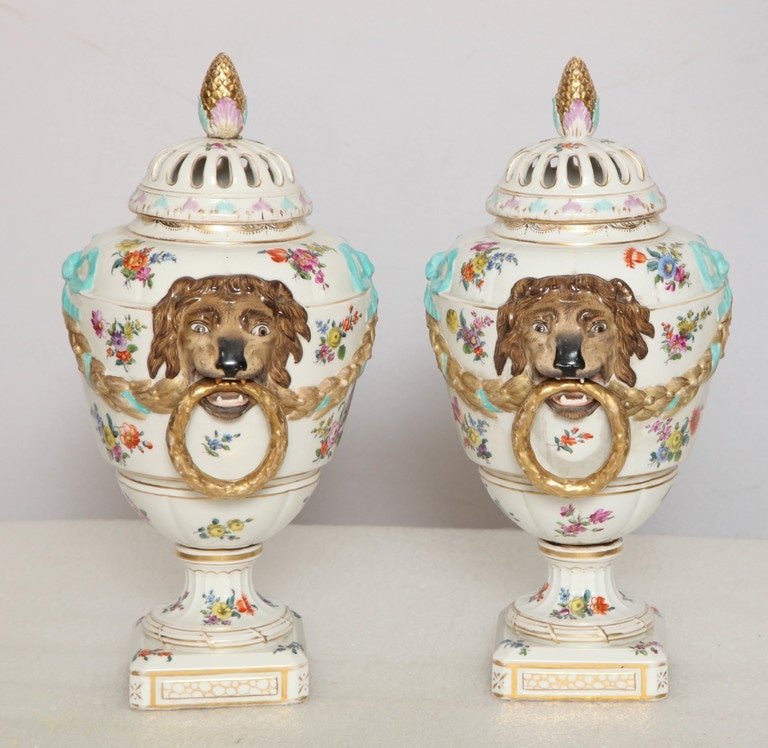 Pair of KPM Berlin Potpourri Vases In Excellent Condition In New York, NY