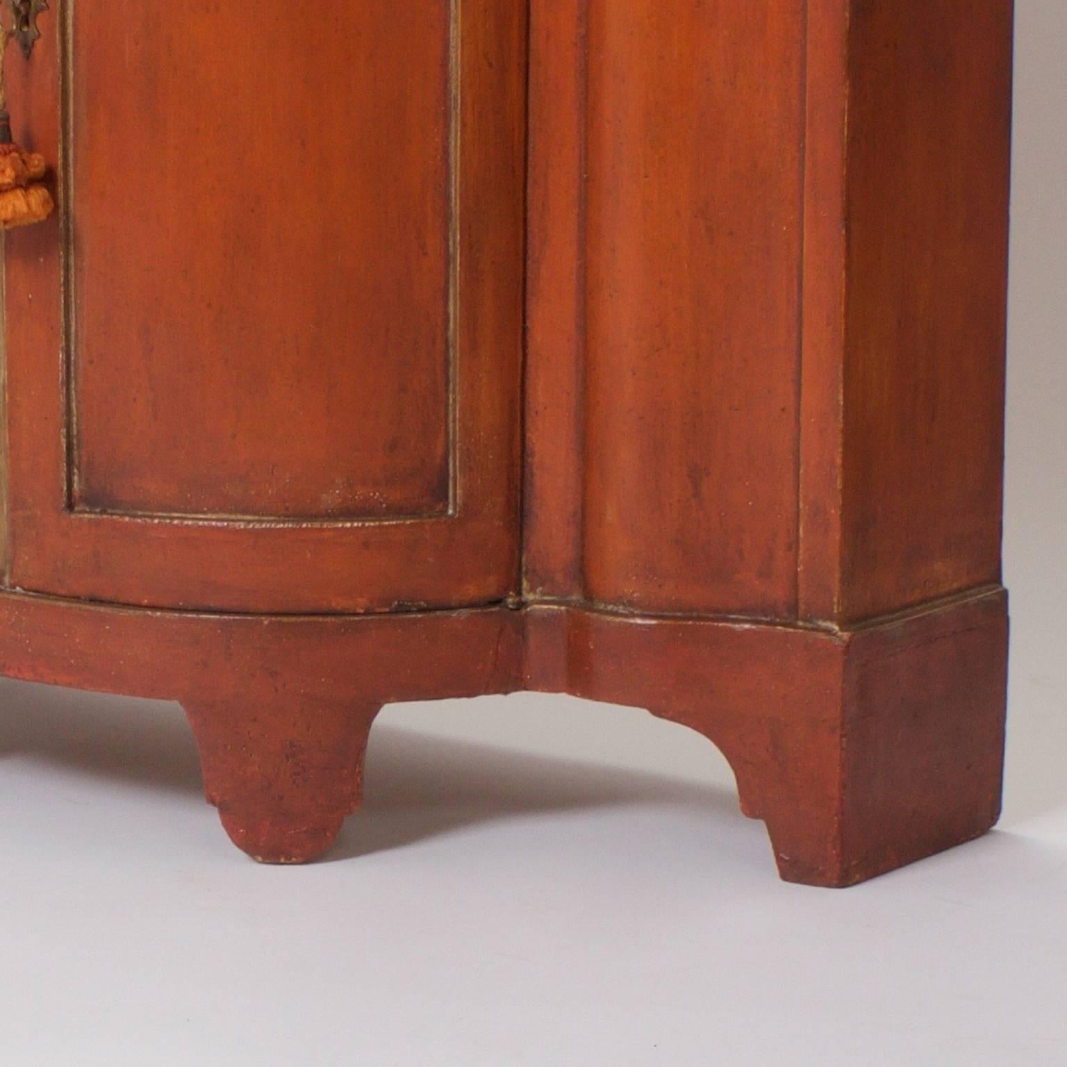 Pair of Early 20th Century Italian Painted Cabinets 5