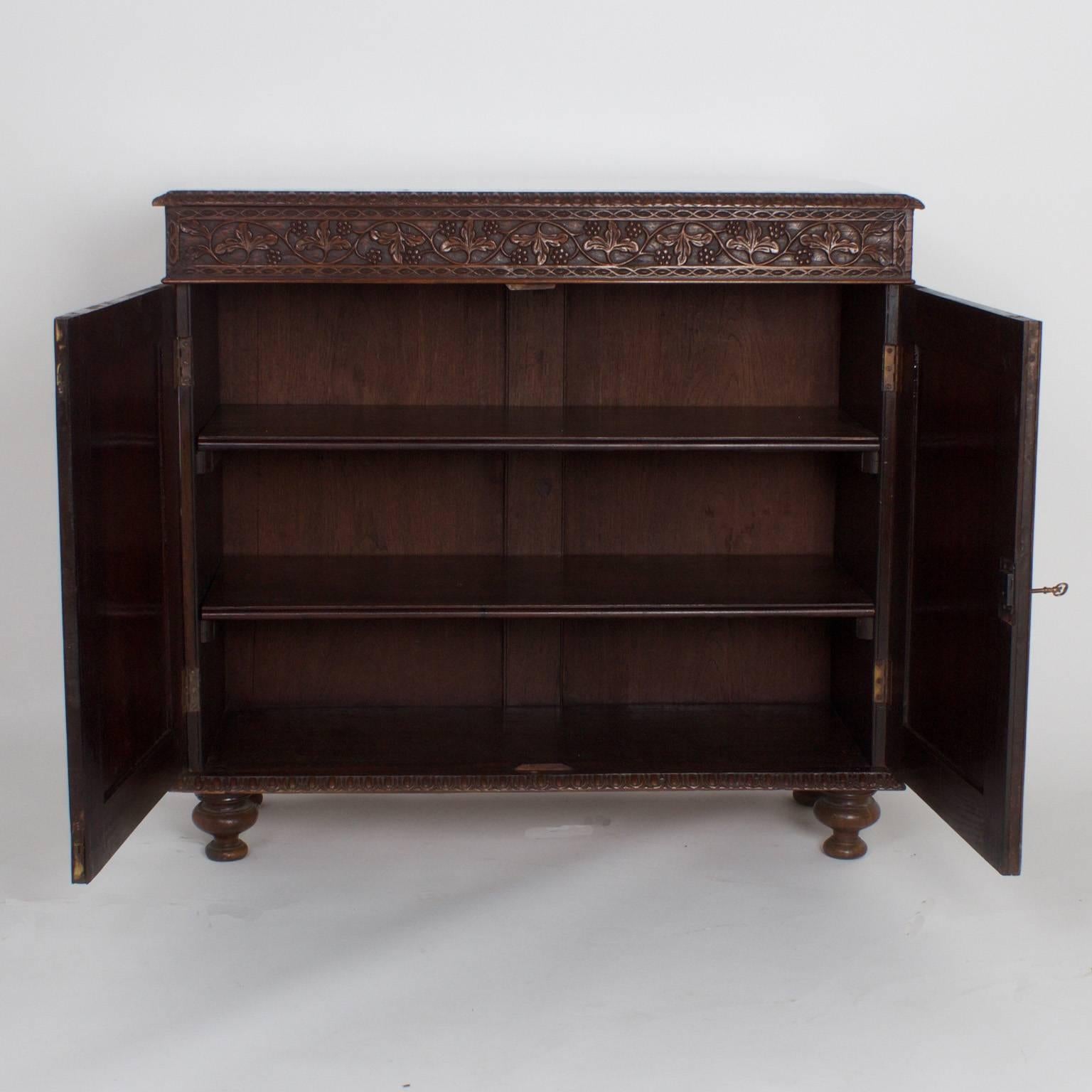 Pair of Antique Anglo Indian Marble-Top Sideboards or Cabinets In Excellent Condition In Palm Beach, FL