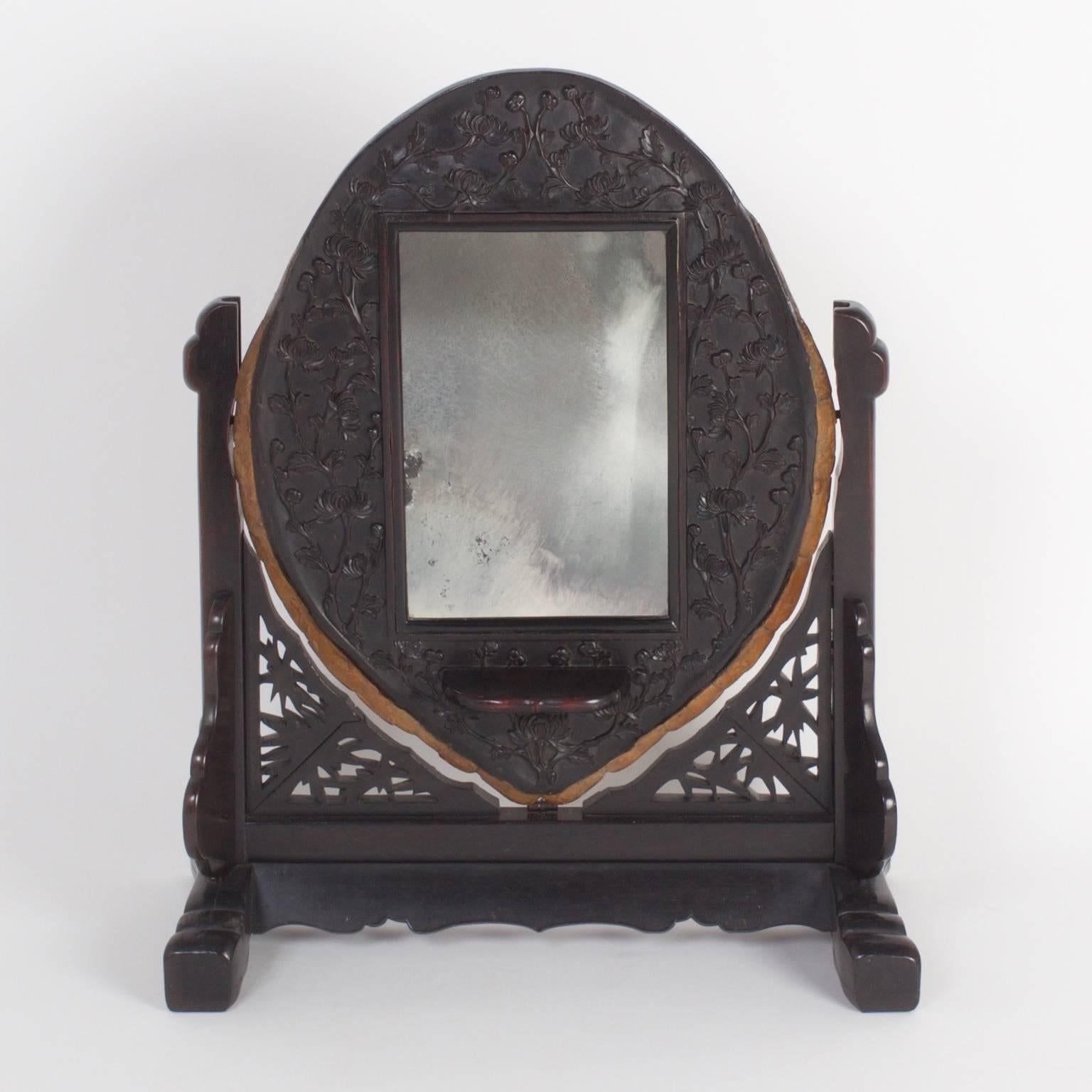 Qing Miroir de courtoisie en écaille de tortue chinois antique du 19e siècle en vente