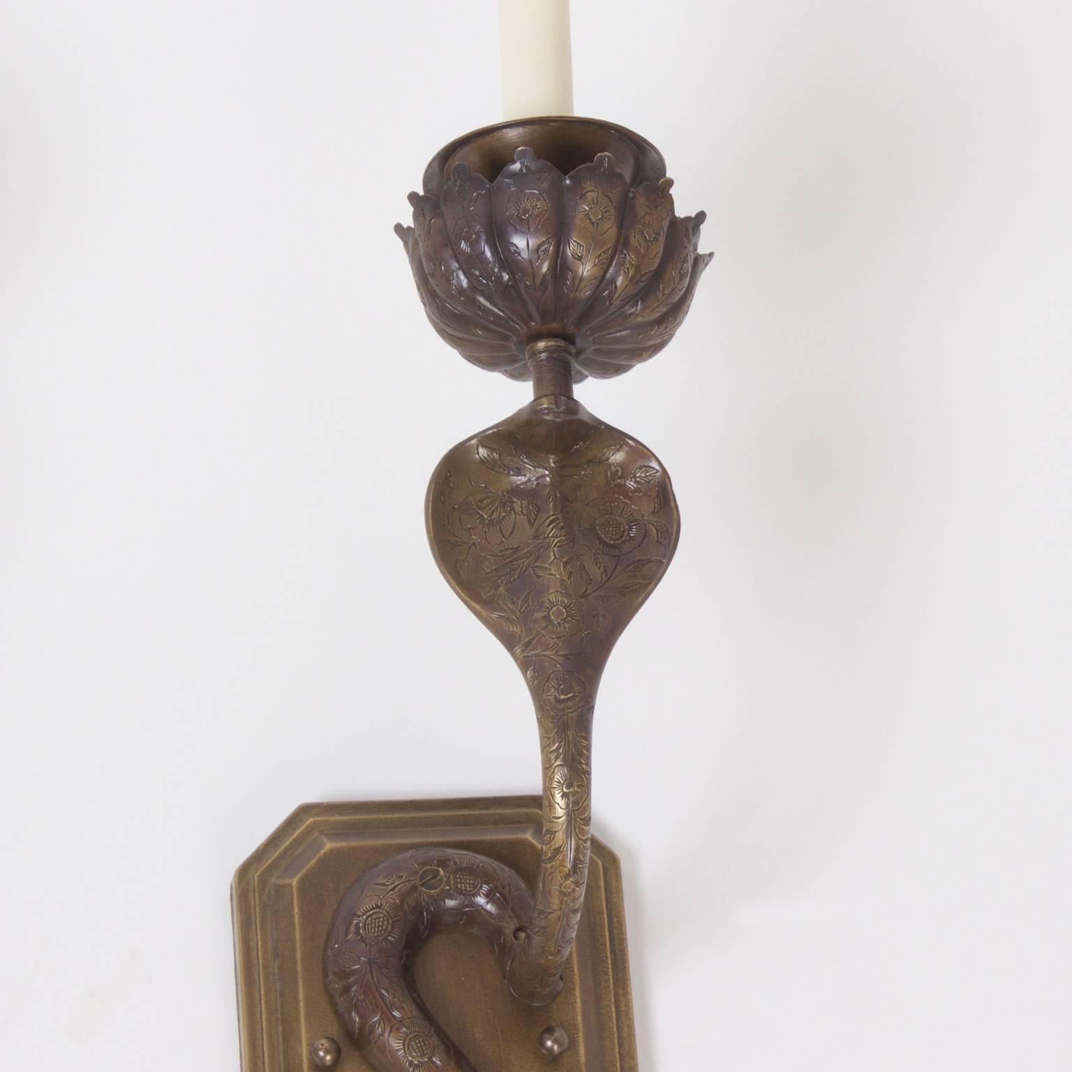 Anglo-Indian Charming Pair of Cast Bronze Cobra Wall Sconces
