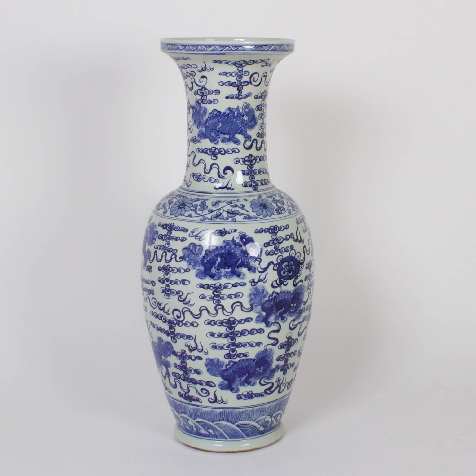 Impressive Pair of Chinese Blue and White Porcelain Palace Vases In Good Condition In Palm Beach, FL