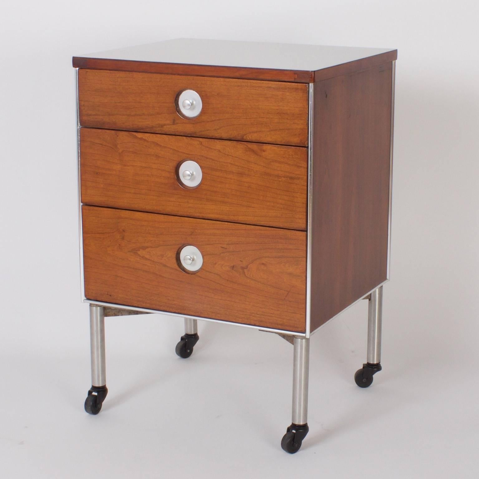 American Dashing Pair of Mid-Century Three-Drawer Nightstands For Sale