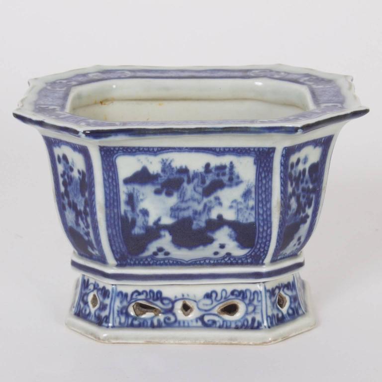 Pair of Chinese Export Blue and White Porcelain Planters at 1stDibs ...