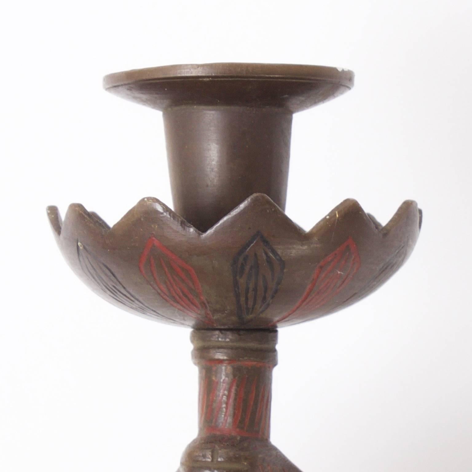 Anglo Indian Pair of Brass Red Enamel Cobra Sconces In Excellent Condition In Palm Beach, FL