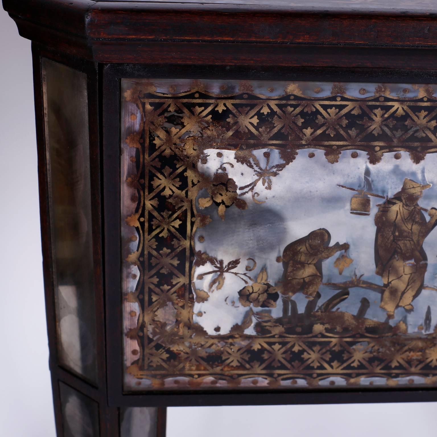 Pair of Italian Mirrored Nightstands or End Tables with a Chinoiserie Motif 4