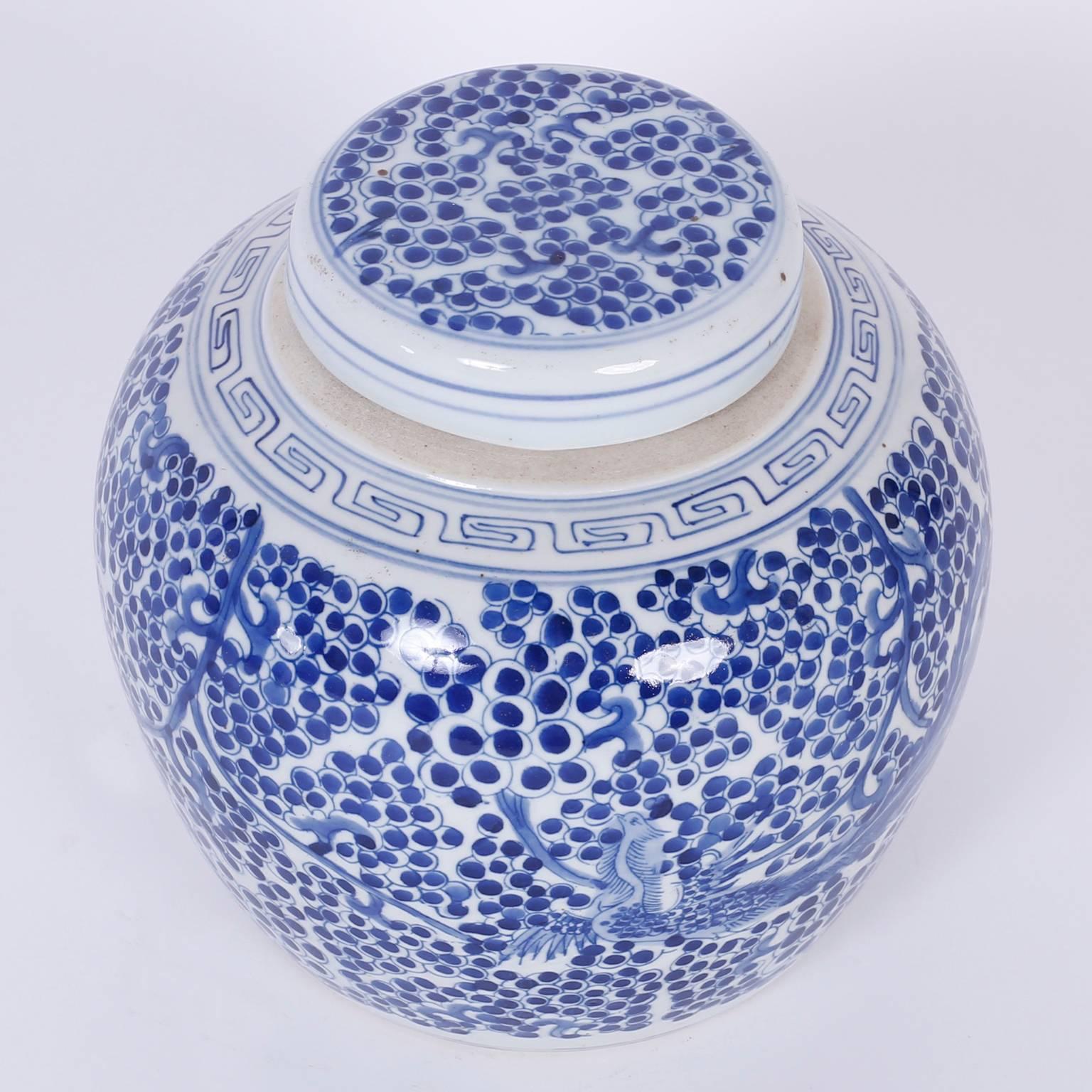 Pair of Chinese Export Style Blue and White Porcelain Ginger Jars In Good Condition In Palm Beach, FL