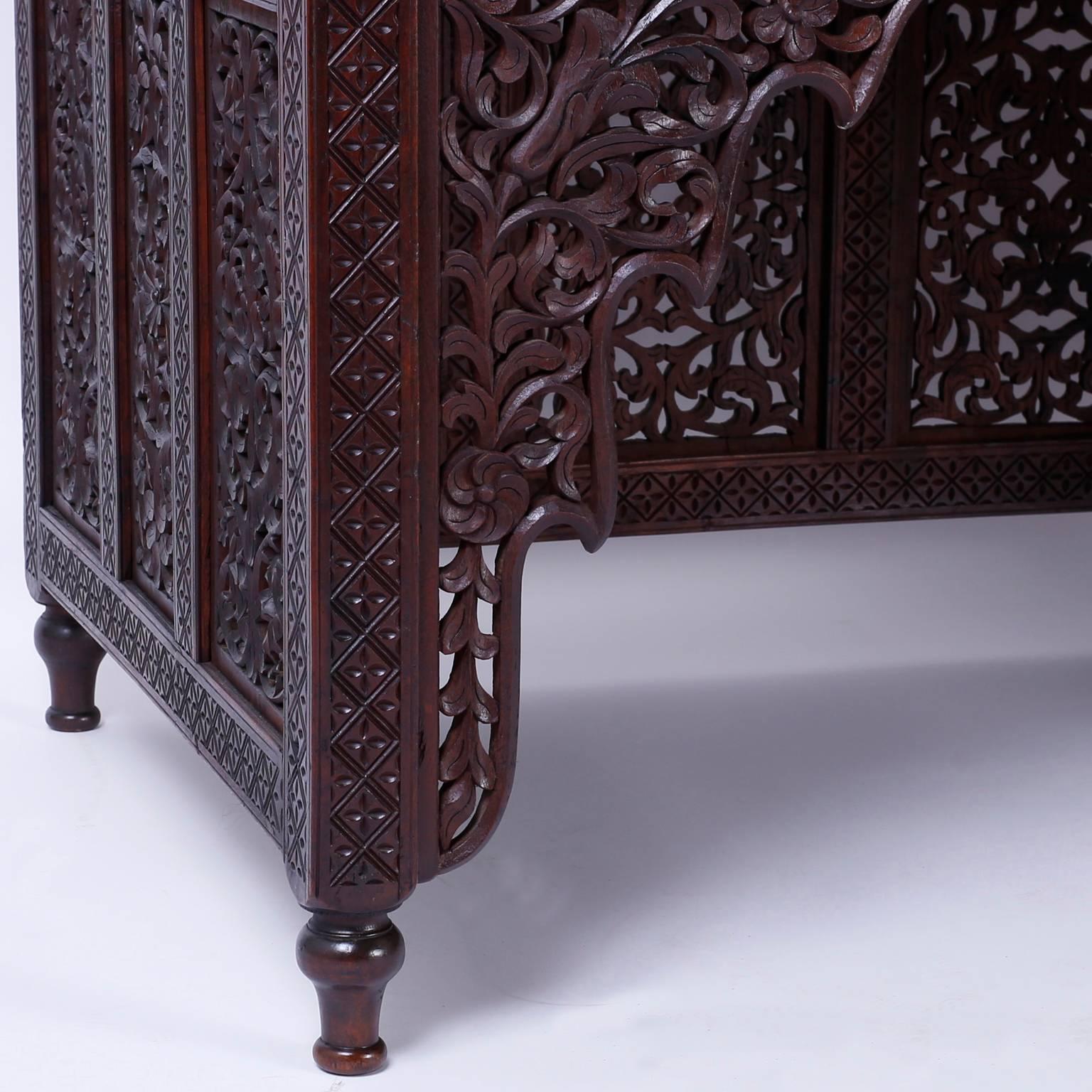 19th Century Anglo Indian Desk In Good Condition In Palm Beach, FL