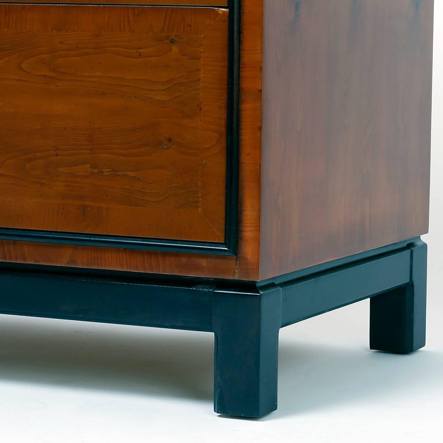 Pair of Midcentury Asian Modern Nightstands In Excellent Condition In Palm Beach, FL