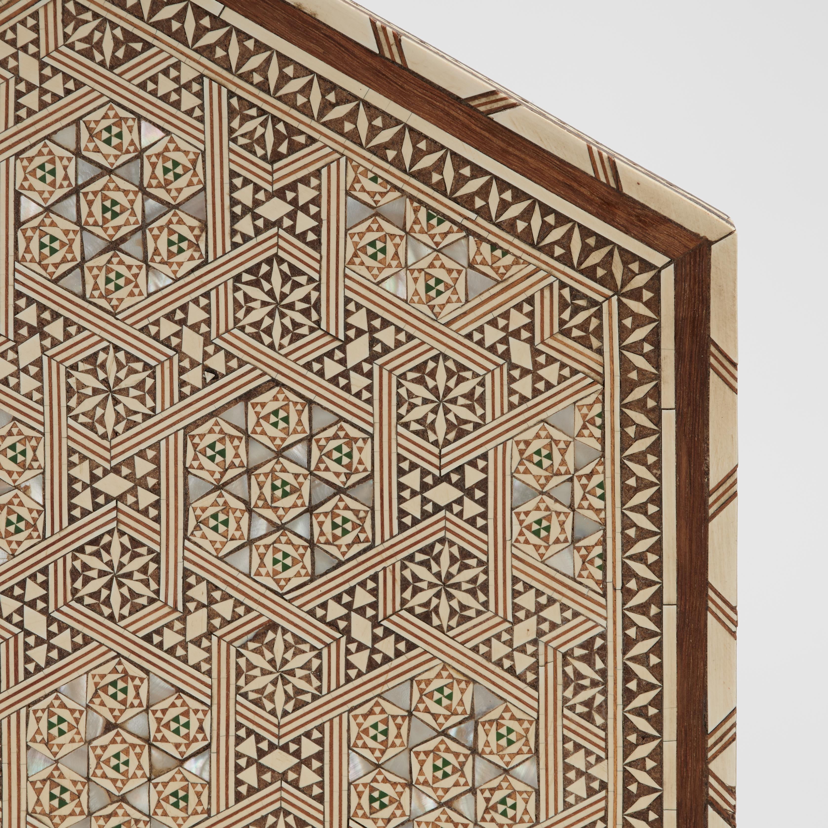 Vintage Moroccan Inlaid Tilt Top Stand or Table In Good Condition For Sale In Palm Beach, FL