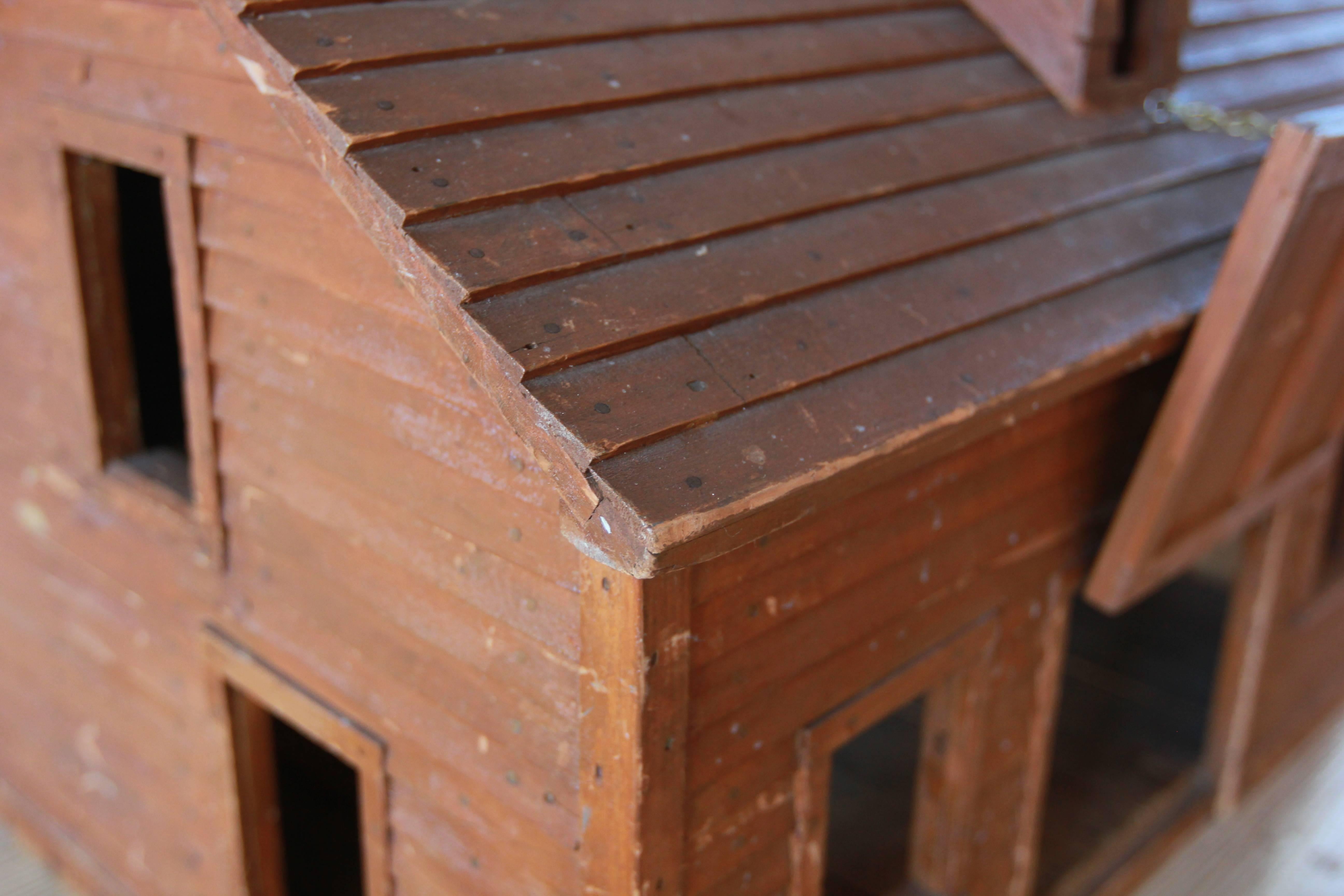 Rustic Wooden Miniature Farmhouse