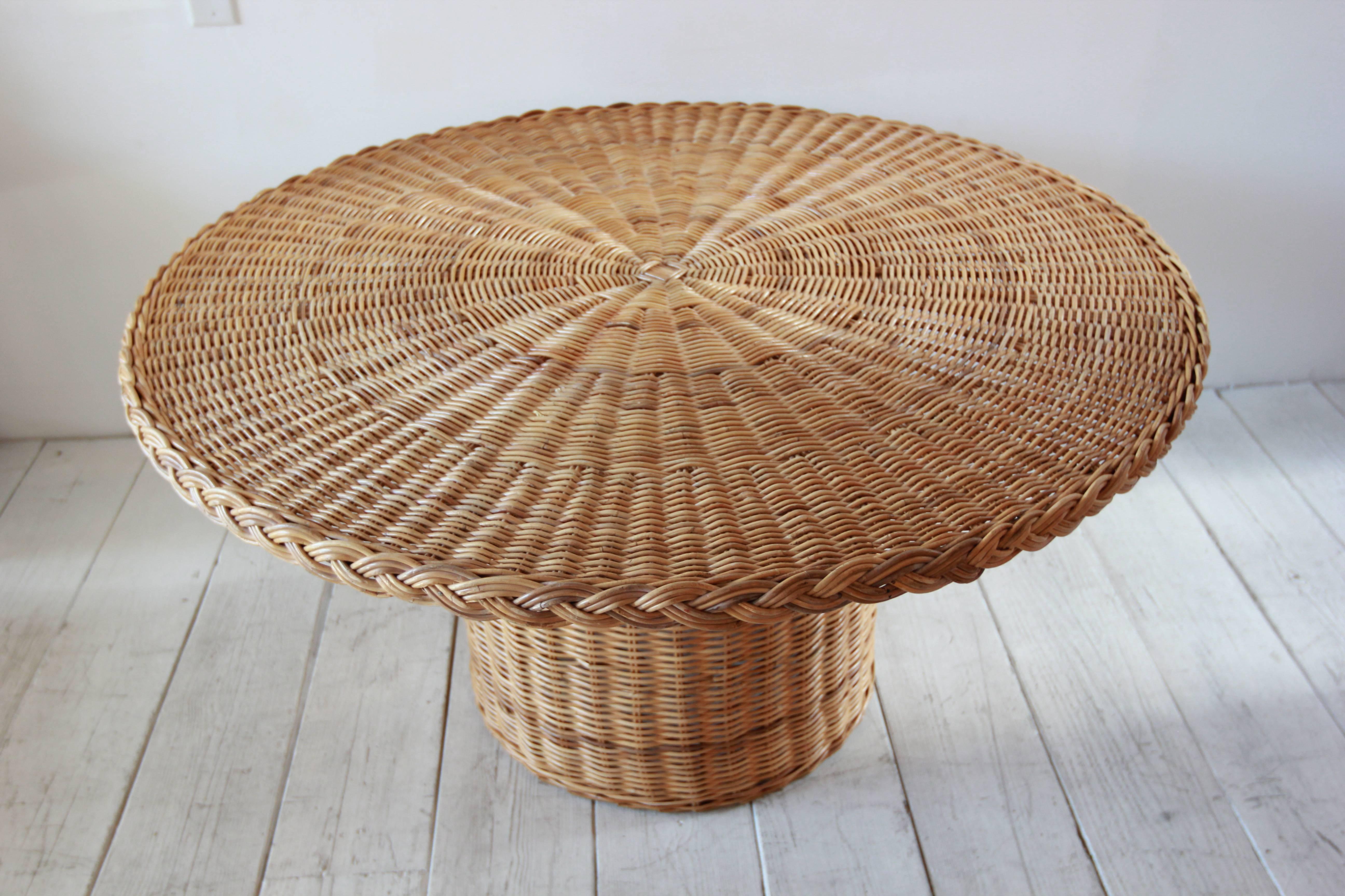 American Colonial Round Rattan Dining Table