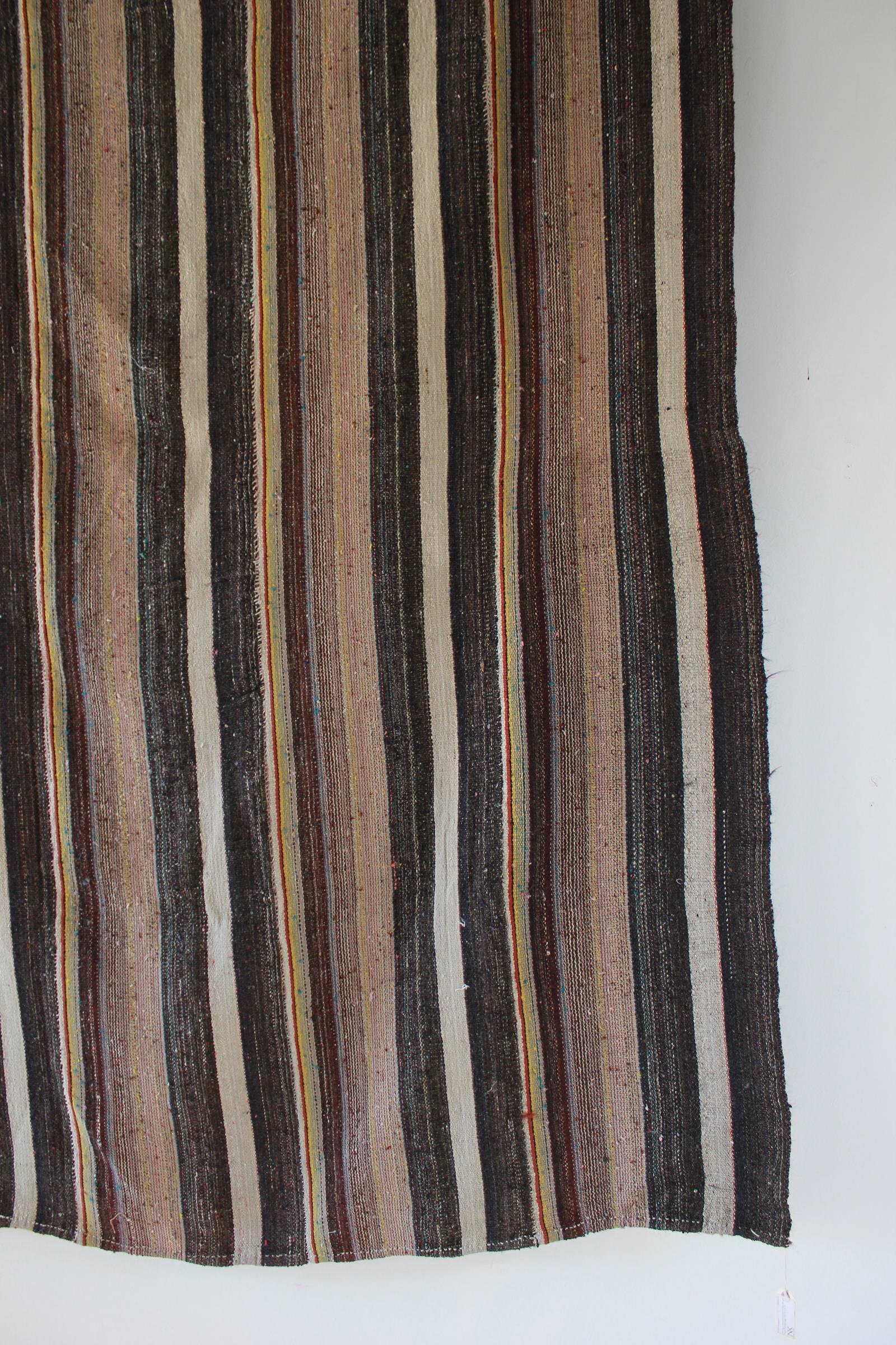 Rustic Flat-Woven Wool Striped Rug 2