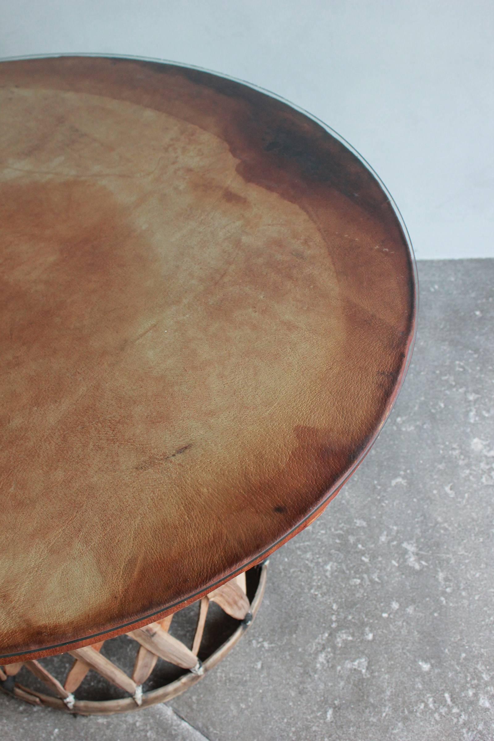 Late 20th Century Mexican Leather Wrapped Round Table with Four Equipale Chairs