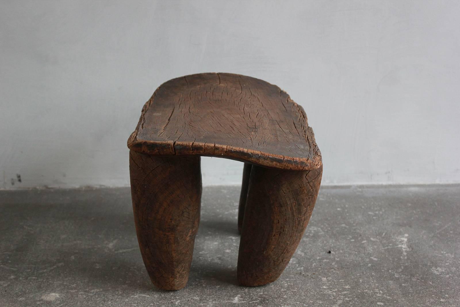 Aged Senufo Stool In Distressed Condition In Los Angeles, CA