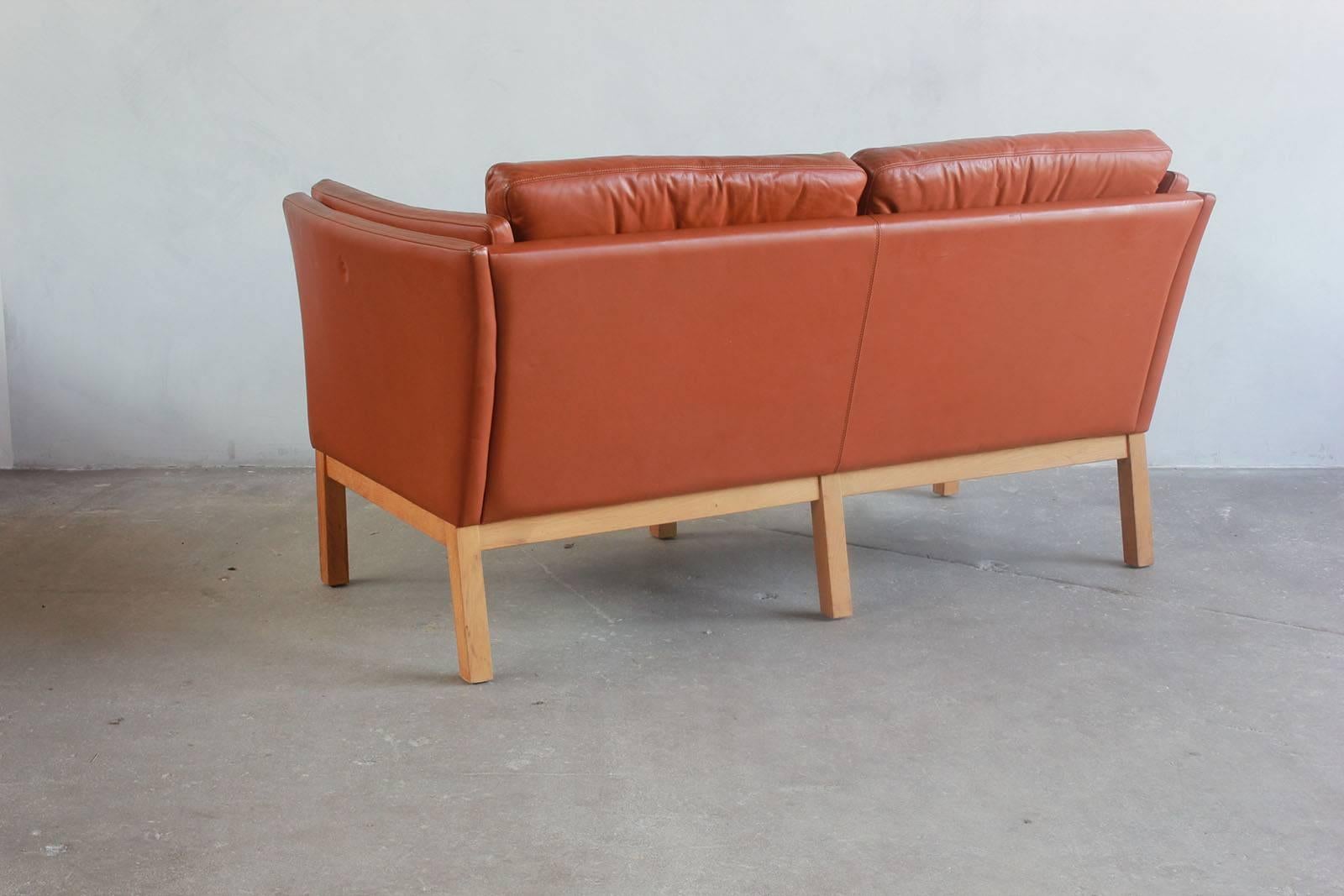 Danish Leather Two-Seat Settee with Oak Frame  2