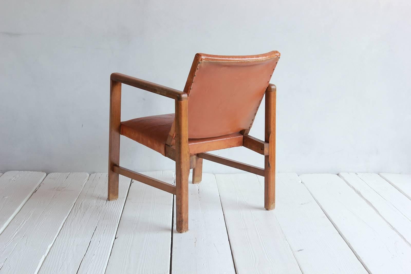 Mid-20th Century Pair of Borge Mogensen Style Leather and Wood Chairs