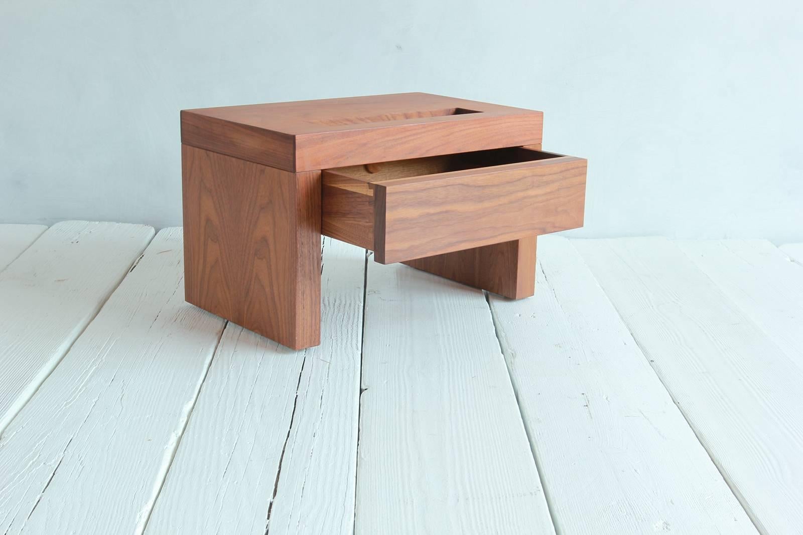 Walnut Side Table with Cut-Out Niche and Hidden Single Drawer In Excellent Condition In Los Angeles, CA