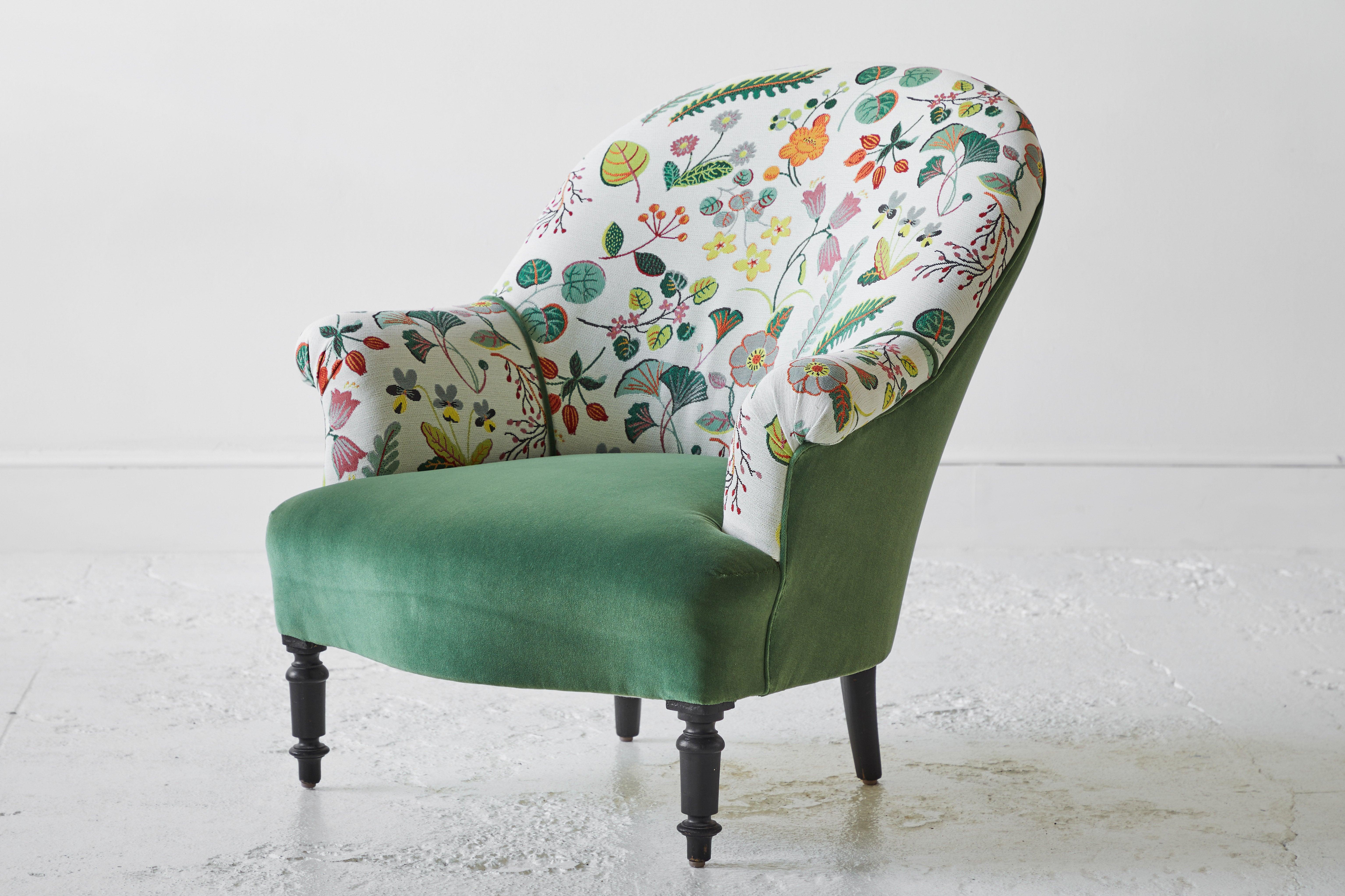 French Curved Armchair with Floral Fabric 6