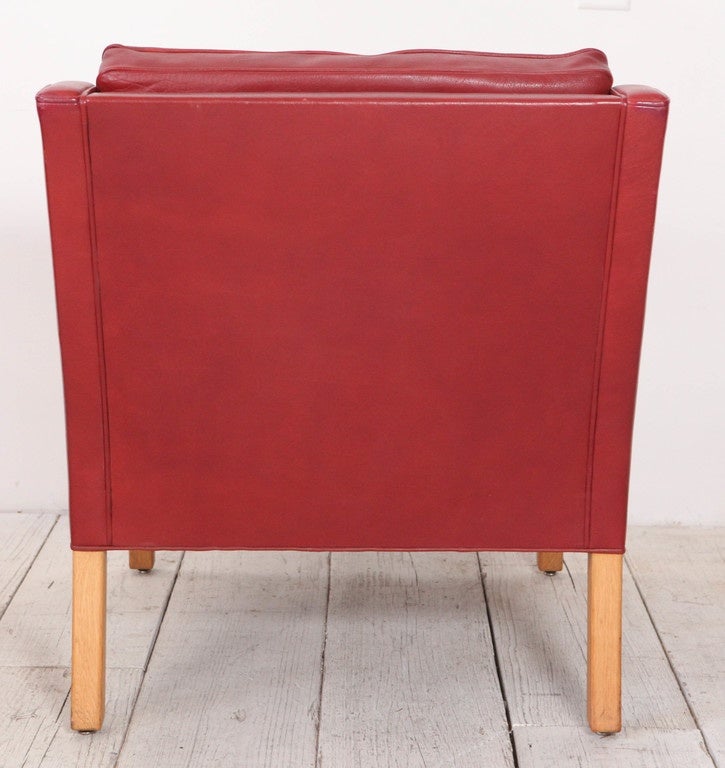 Mid-20th Century Pair of Red Leather Børge Mogensen Chairs for Fredericia Furniture