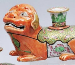 Chinese Export Canton Foo Dog Porcelain Candlesticks, circa 1840-1860