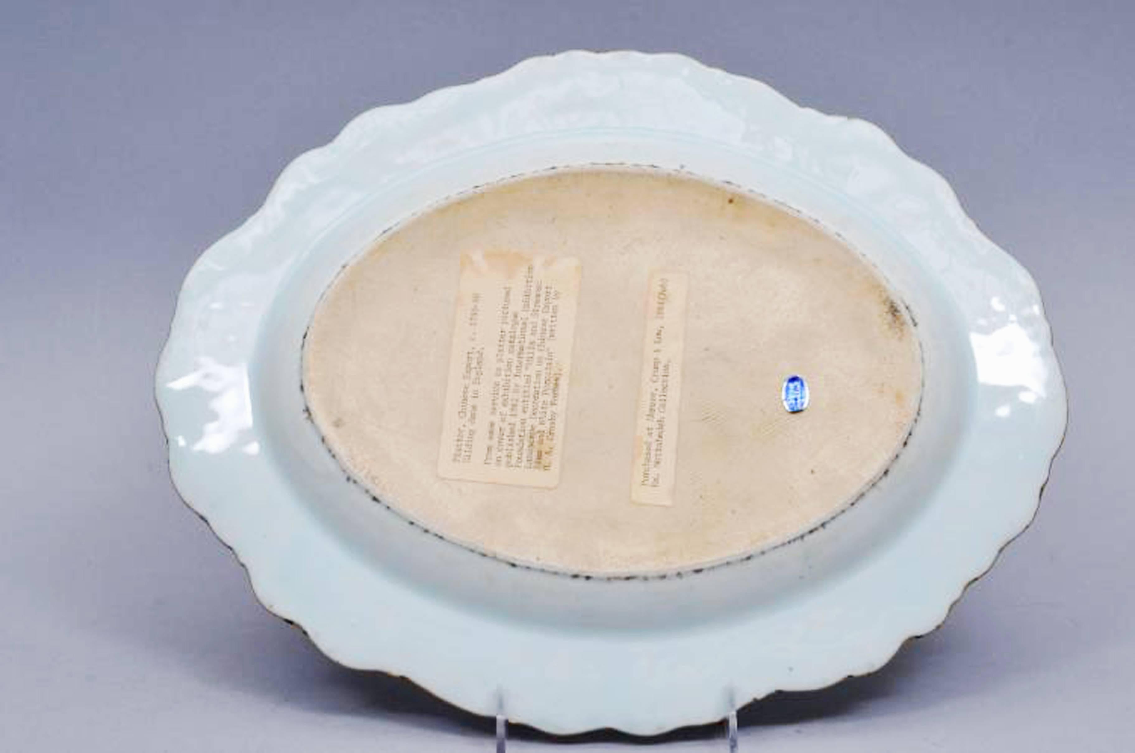 Late 18th Century Chinese Export Porcelain Large Blue and White Dish with London Gold, circa 1780