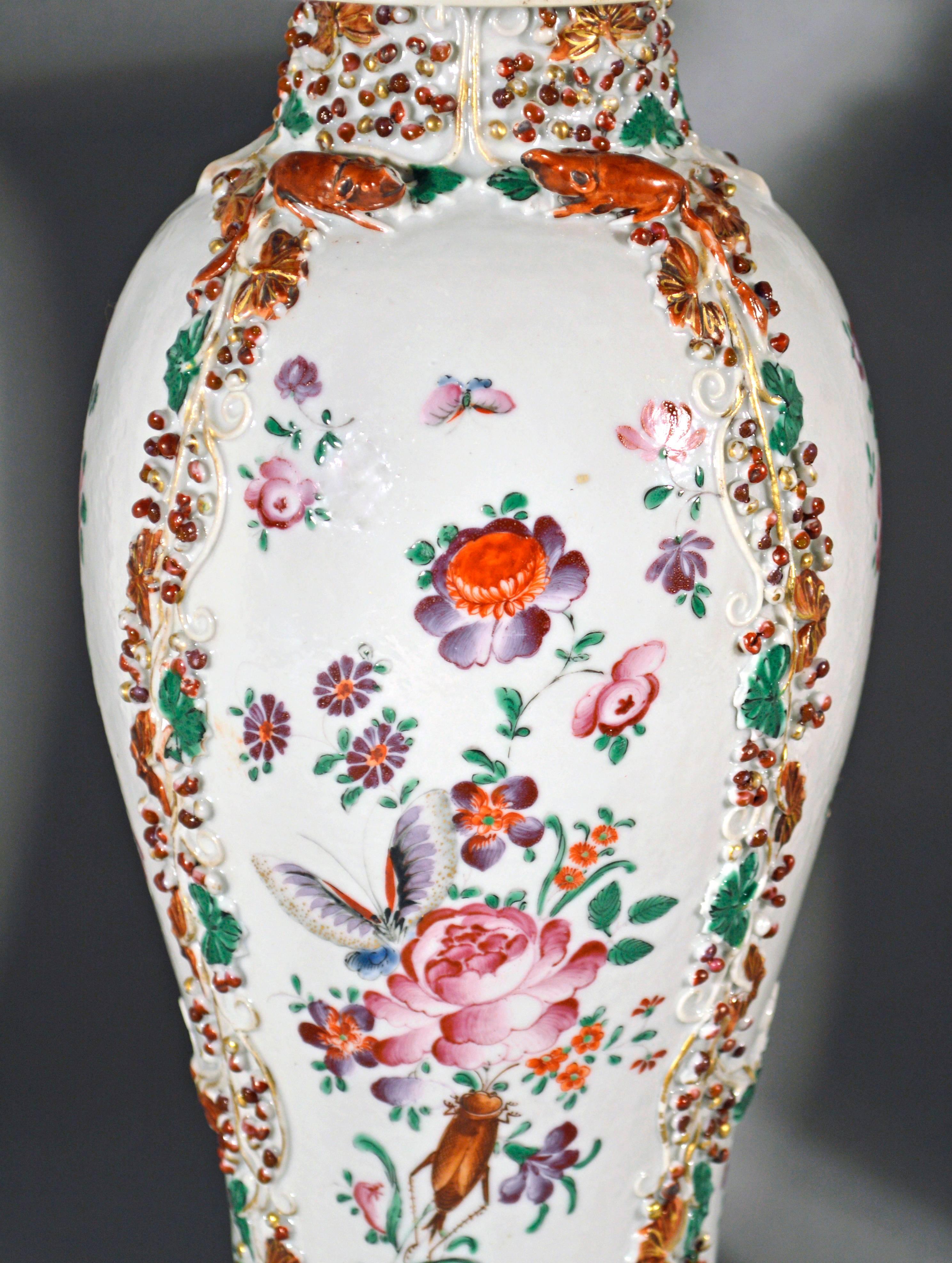 18th Century Chinese Export Five-Piece Famille Rose Porcelain Garniture of Vases In Excellent Condition In Downingtown, PA