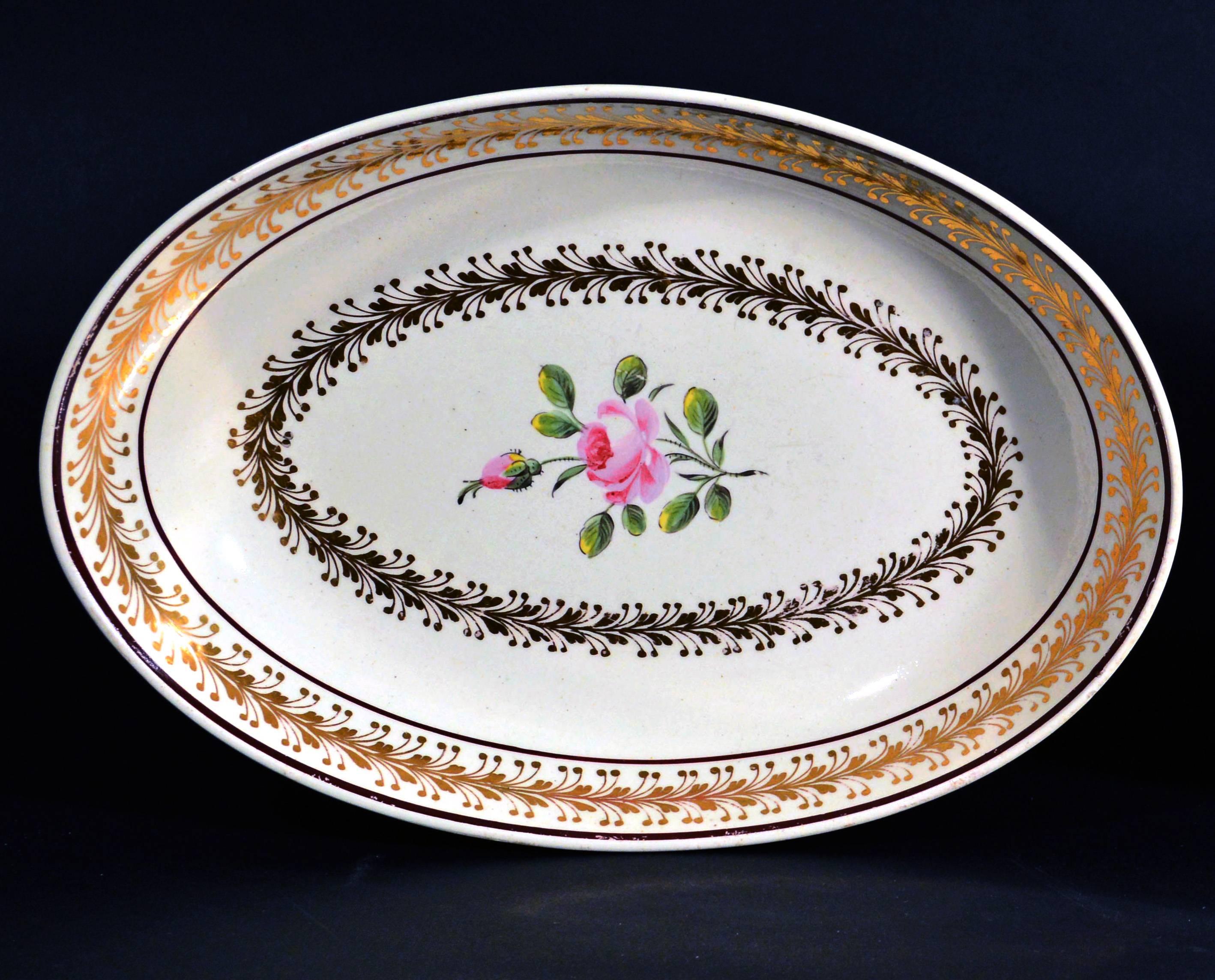 Georgien Plats botaniques ovales en Creamware, Neale & Co., XVIIIe siècle en vente