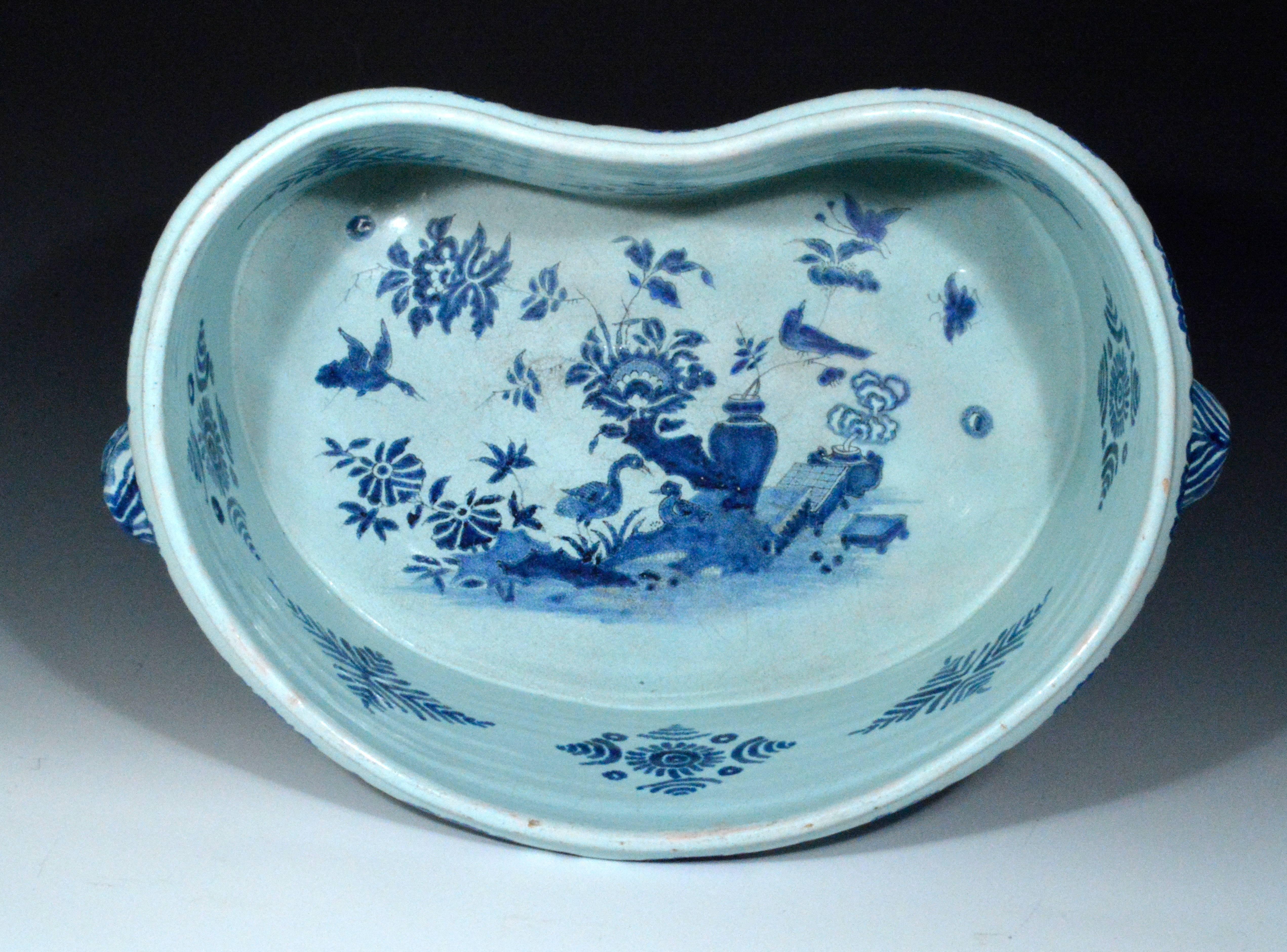 18th Century and Earlier 18th-century Northern French Blue and White Faience Footed Basin, Lille.