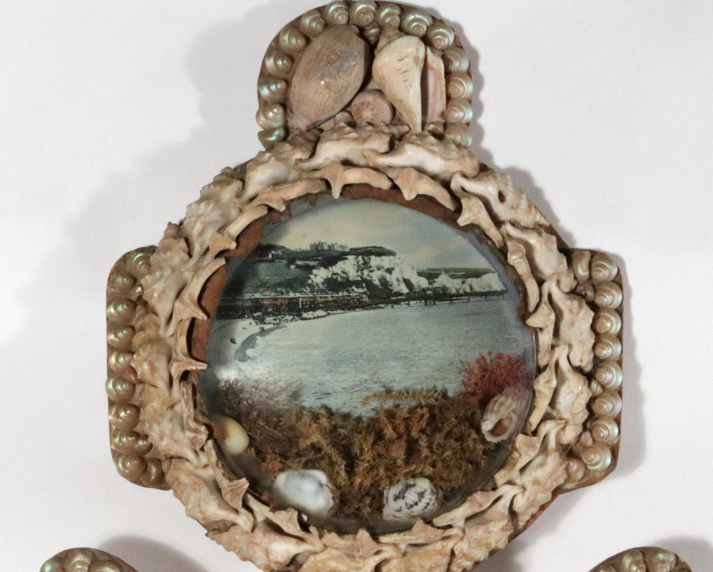 Edwardian Shellwork Valentine Diorama of Dover with its Pier and Iconic Cliffs For Sale 1