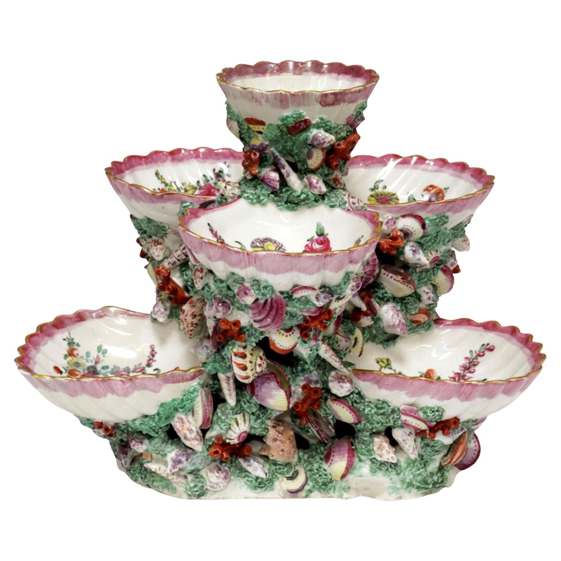 First Period Worcester Porcelain Polychrome Sweetmeat Stand with Sea Shells For Sale
