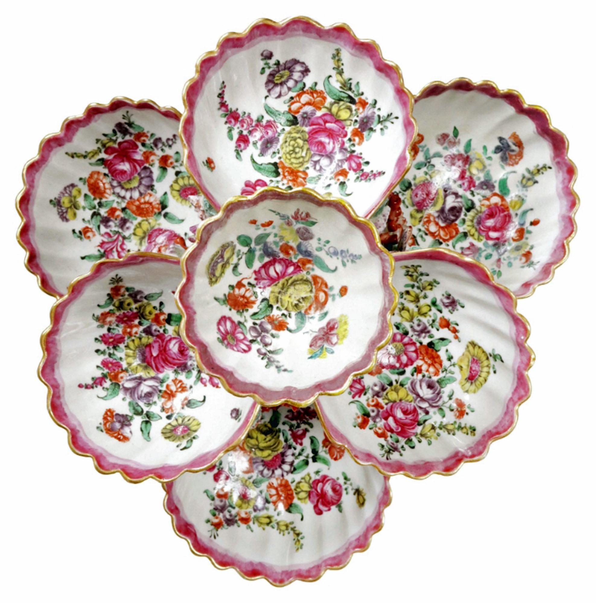 Georgian First Period Worcester Porcelain Polychrome Sweetmeat Stand with Sea Shells For Sale