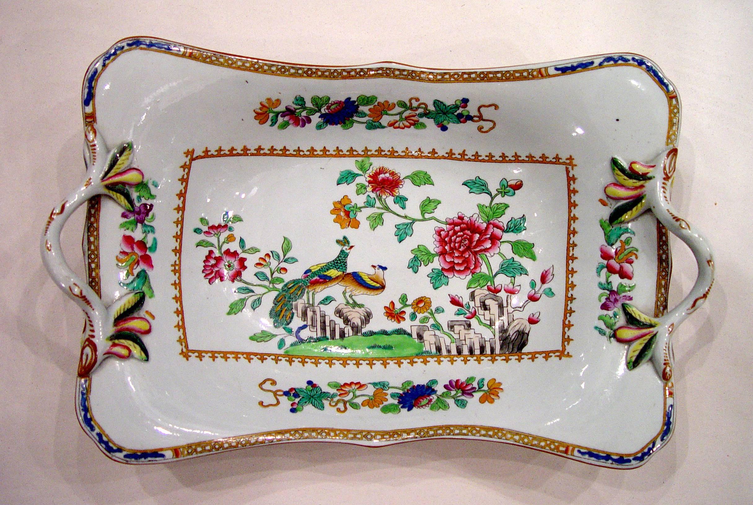 The Spode Stone China double-handled footed baskets in pattern 2118 are decorated with a pattern known as the Double Peacock pattern, a pattern found on Chinese Export in the 1760s and 1970s.

The Spode Museum states that 