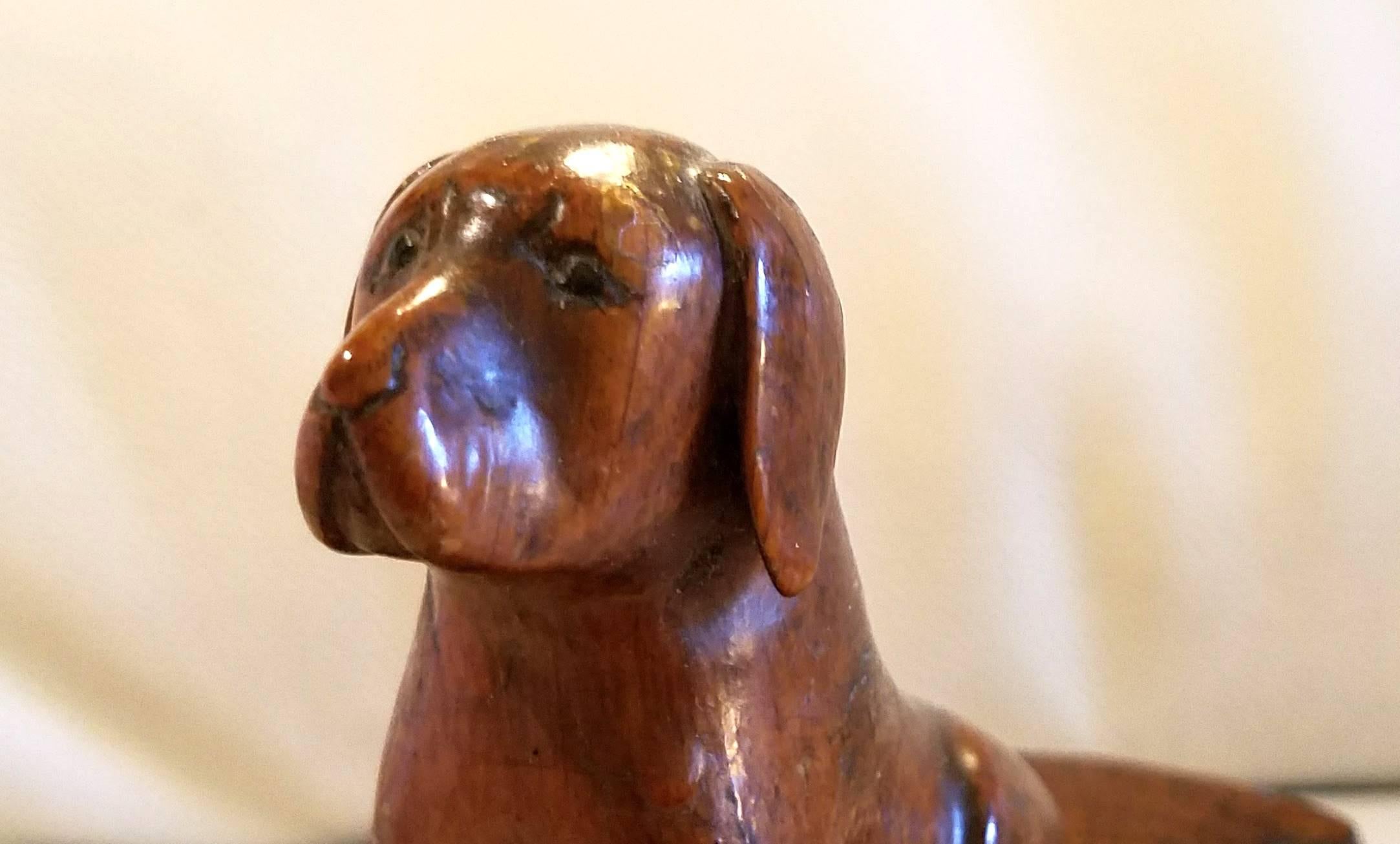 English Oak Treen Sculptures of Pugs In Excellent Condition In Downingtown, PA
