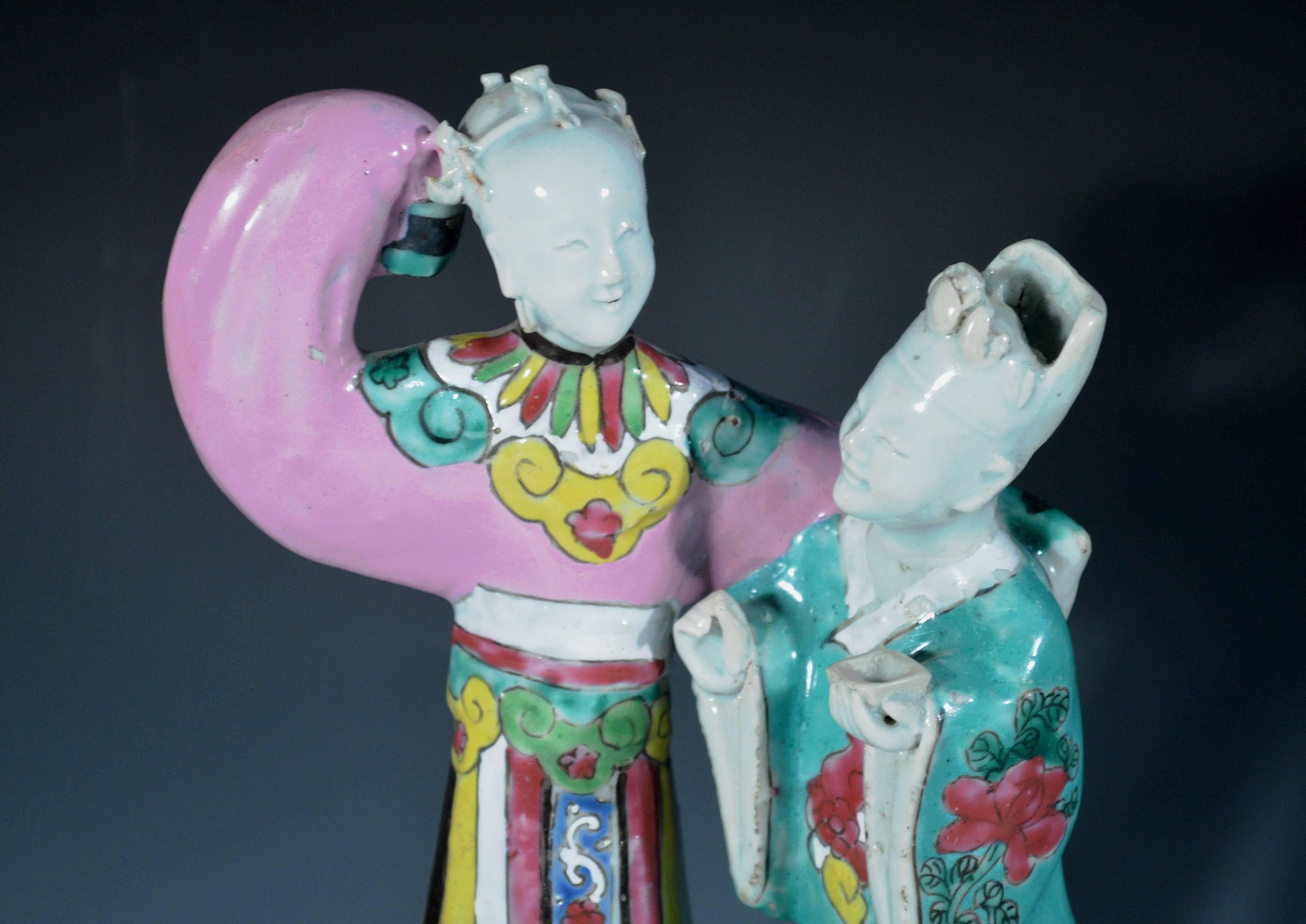 Chinese Export Porcelain Figure Group of Two Ladies In Excellent Condition In Downingtown, PA
