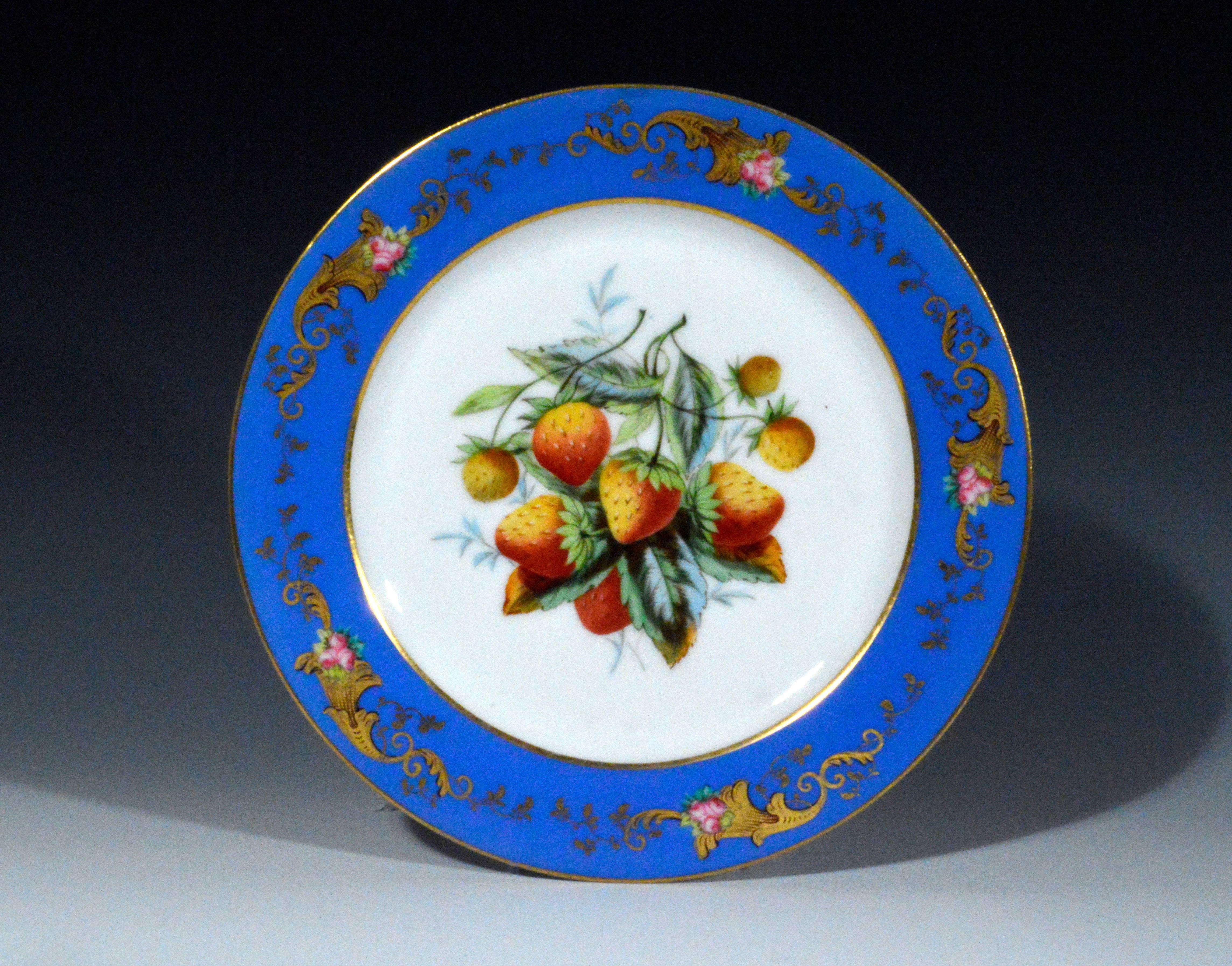 Paris Porcelain Set of Six Botanical and Fruit-Decorated Plates 1
