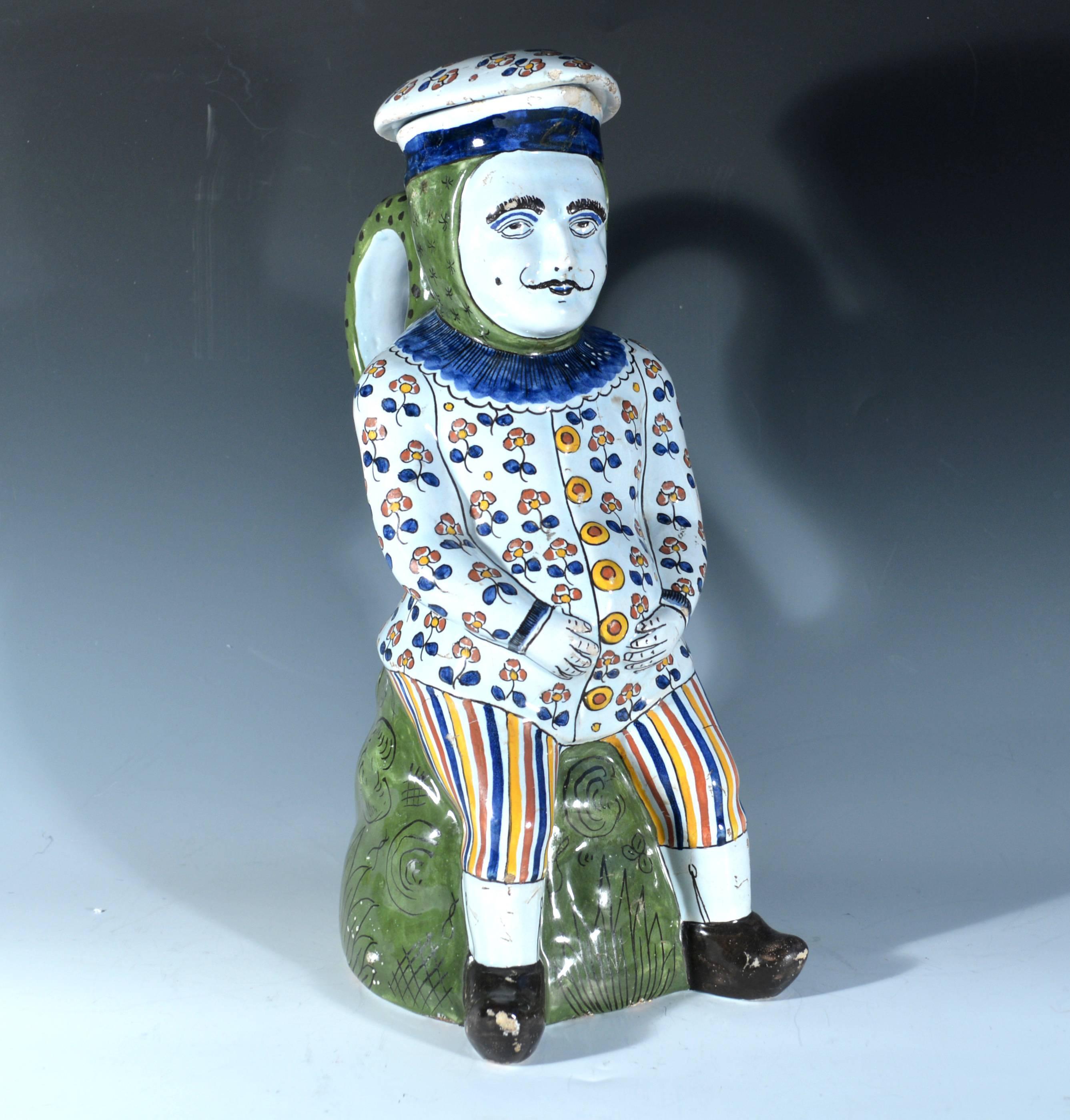 Northern French Faience Character Toby Jugs, Lille In Excellent Condition In Downingtown, PA