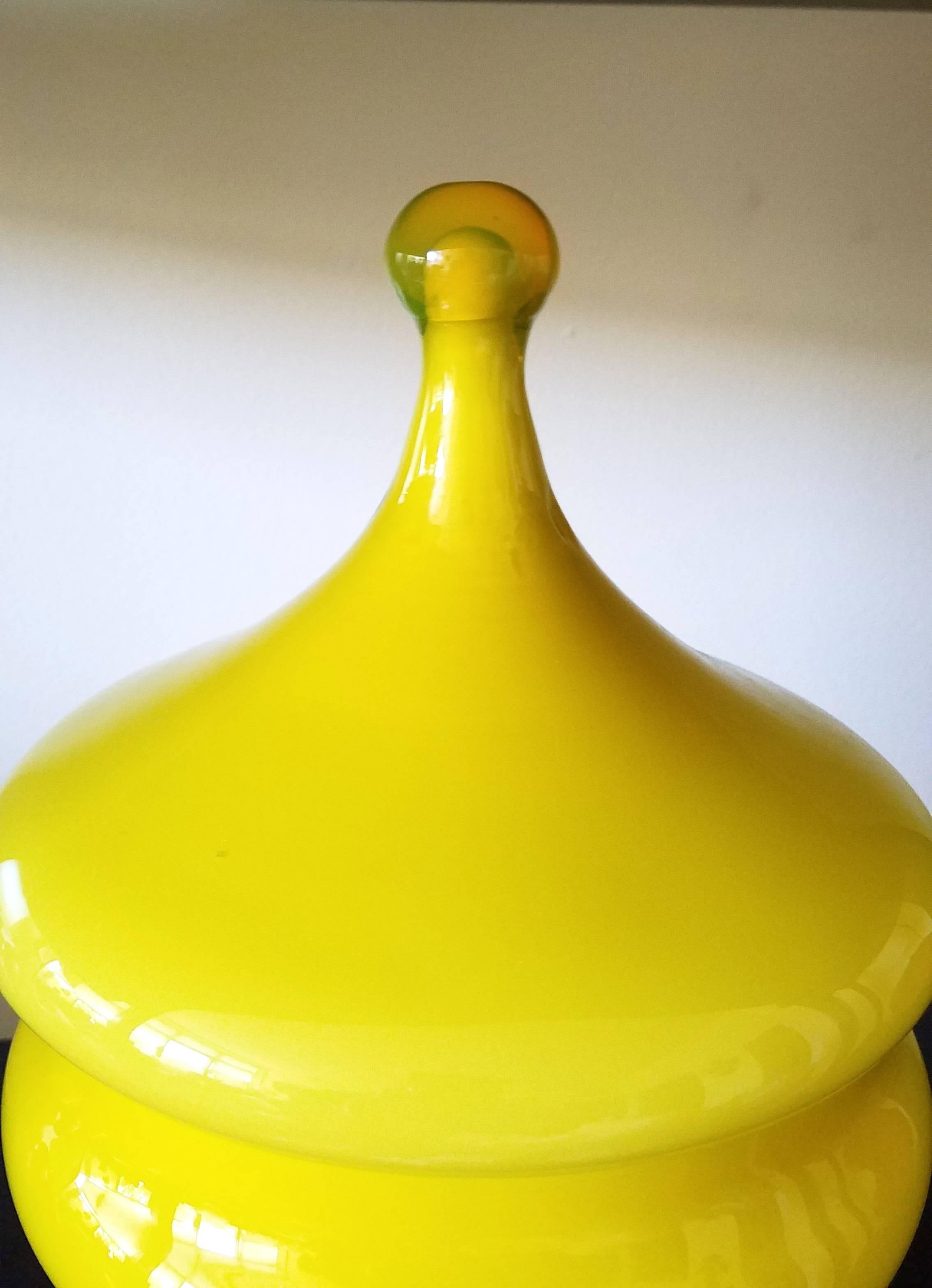 Vintage Italian Empoli Mid-Century Glass Yellow Compote and Cover In Excellent Condition In Downingtown, PA