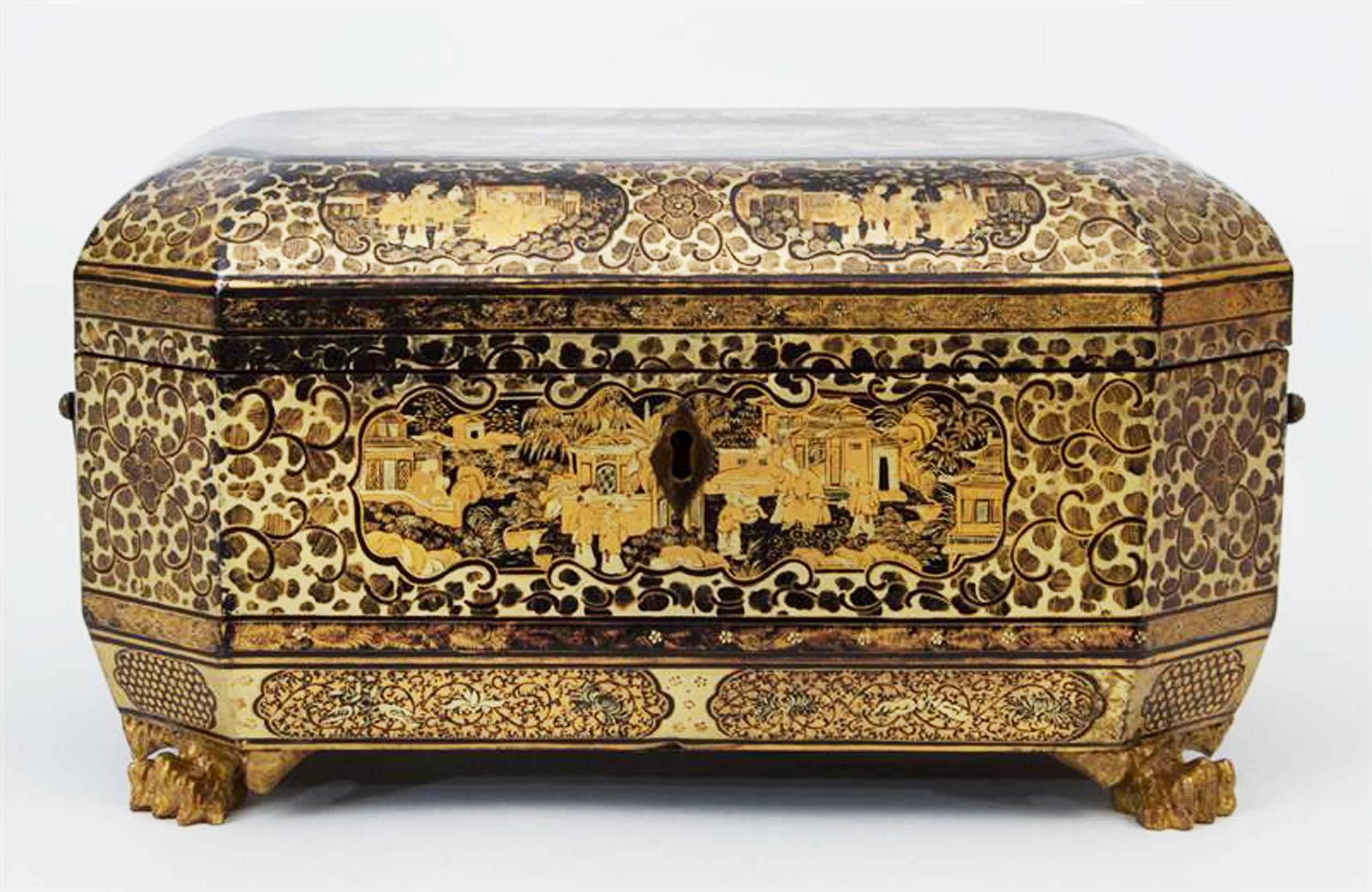 Chinese Export Lacquer Double Tea Caddy Chest, circa 1840 1