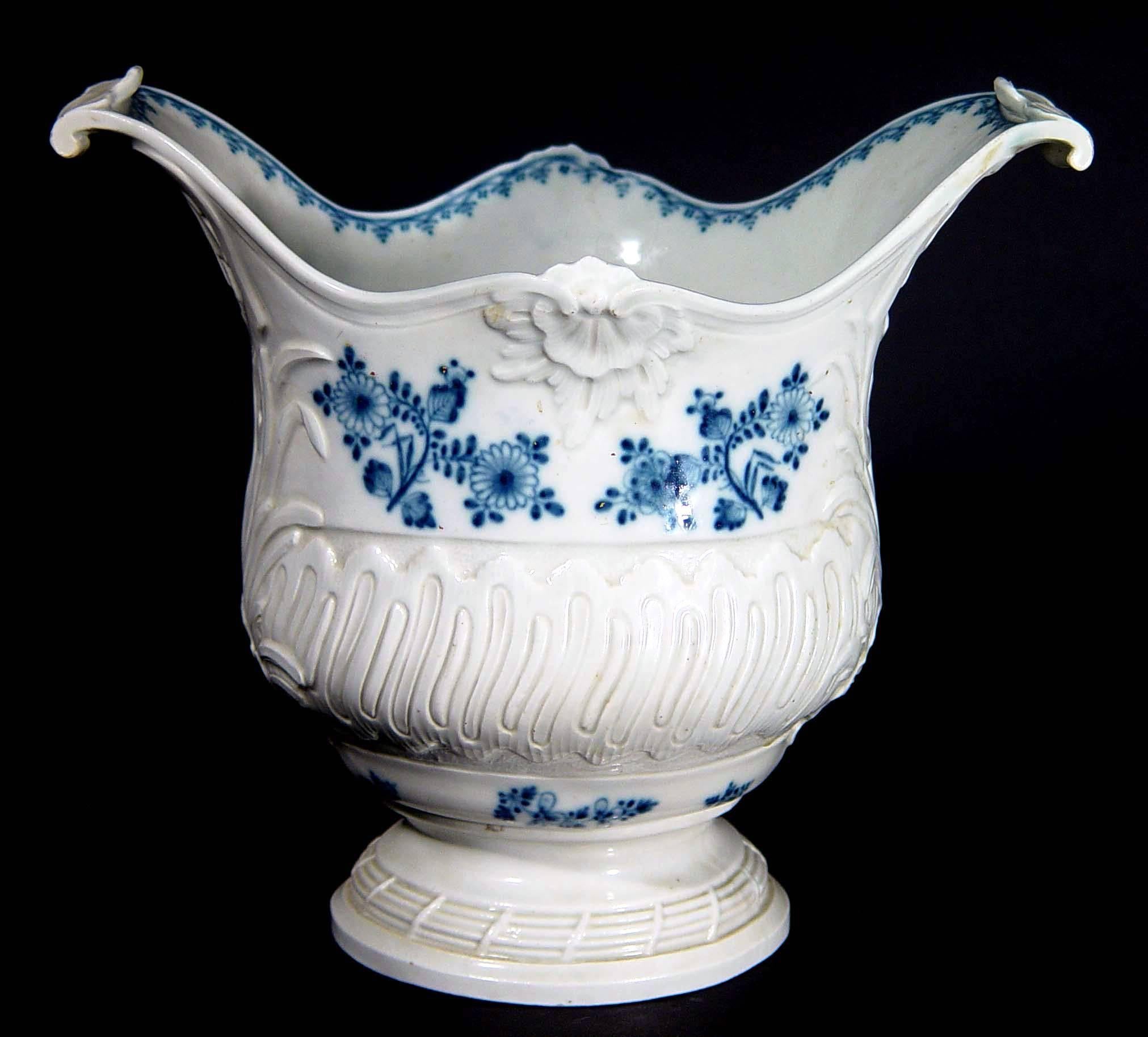 French Rococo Blue and White Porcelain Wine Cooler In Good Condition In Downingtown, PA