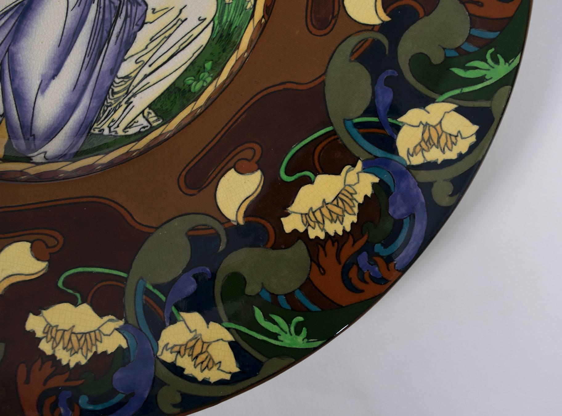 English British Art Nouveau Period Wall Plate by Frederick Rhead for Foley, circa 1900 For Sale