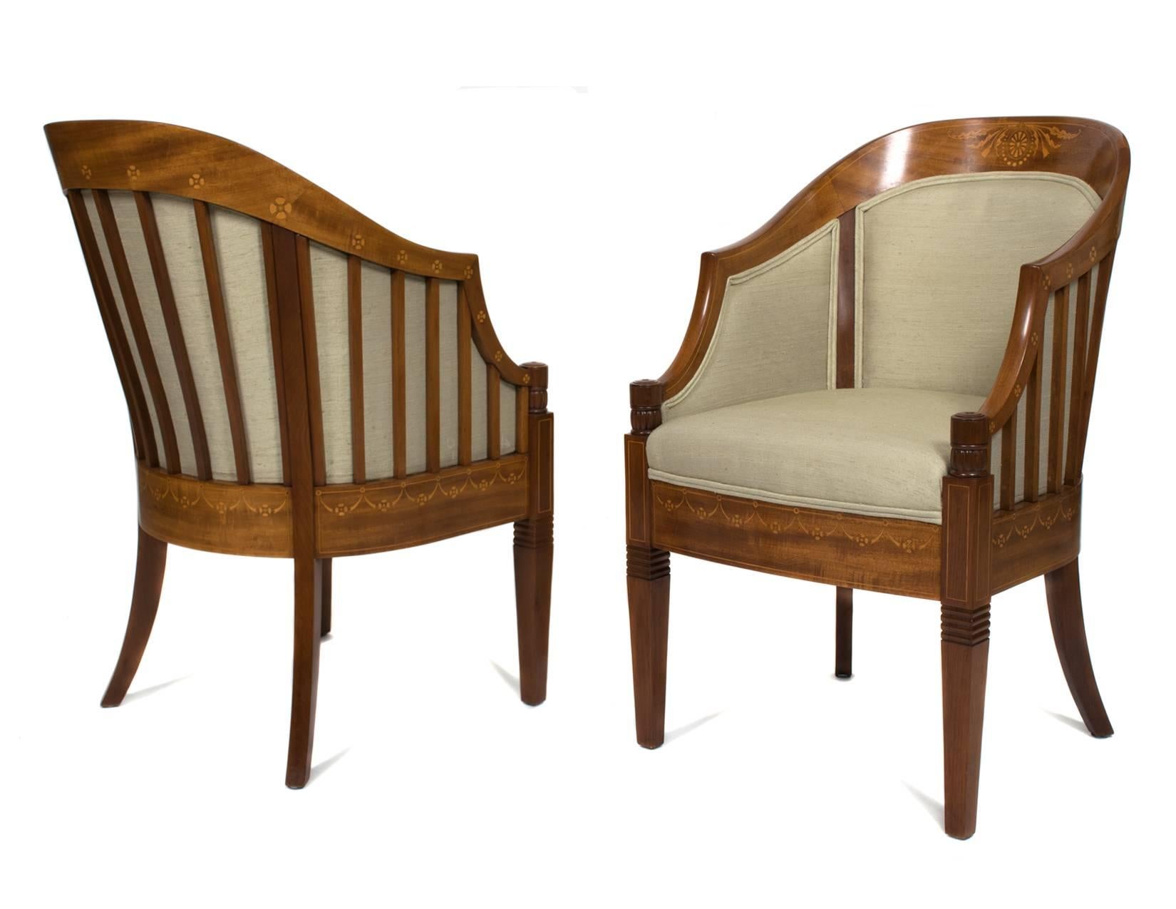 Swedish Art Nouveau Mahogany Table En Suite with Four Chairs, circa 1900 For Sale 1