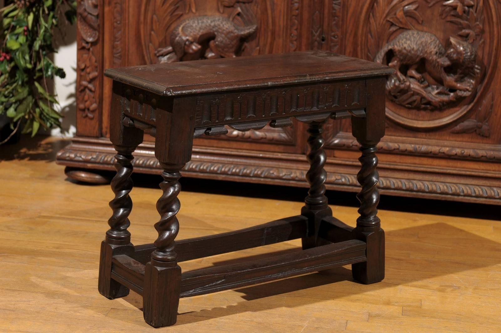 This joint stool is has barley twist legs that gives it a much older look. It is oak and in very good condition. Joint stools are used as small drink tables, coffee tables and bedside tables.