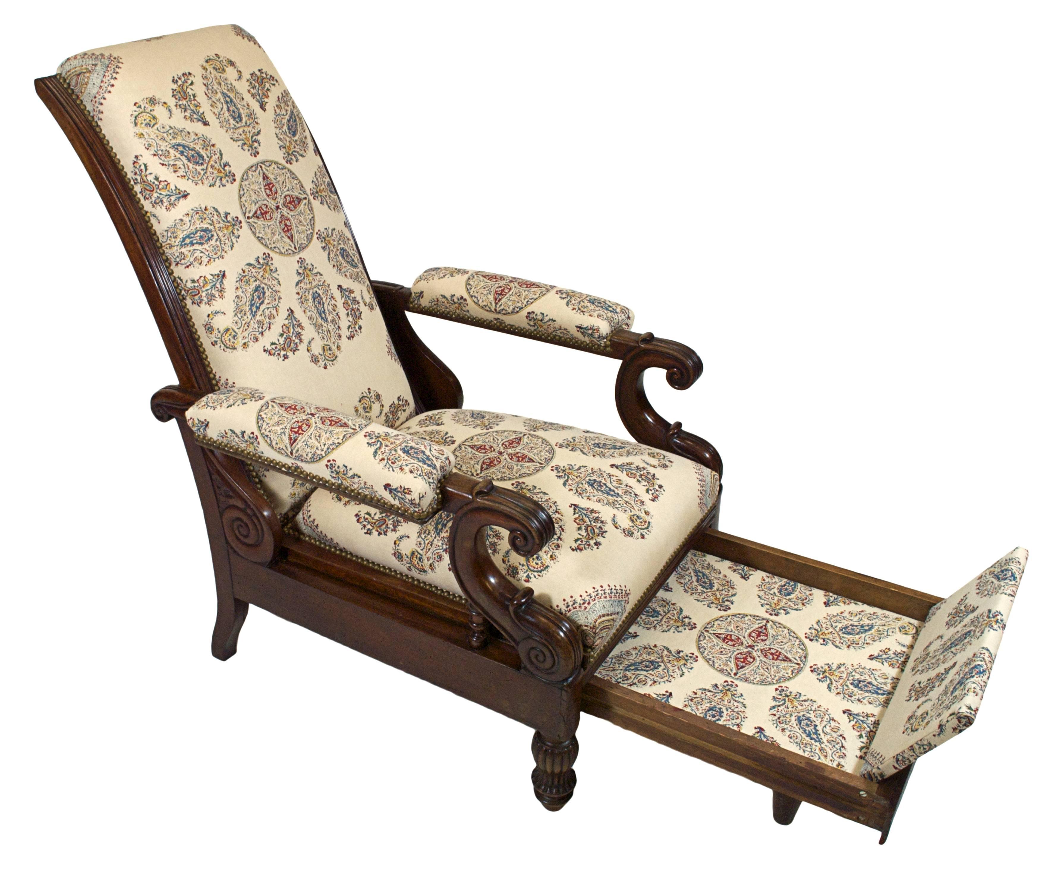 Late Empire Mahogany Armchair Featuring Hand-Printed Blue and Red Paisley Linen In Good Condition In Palm Beach, FL