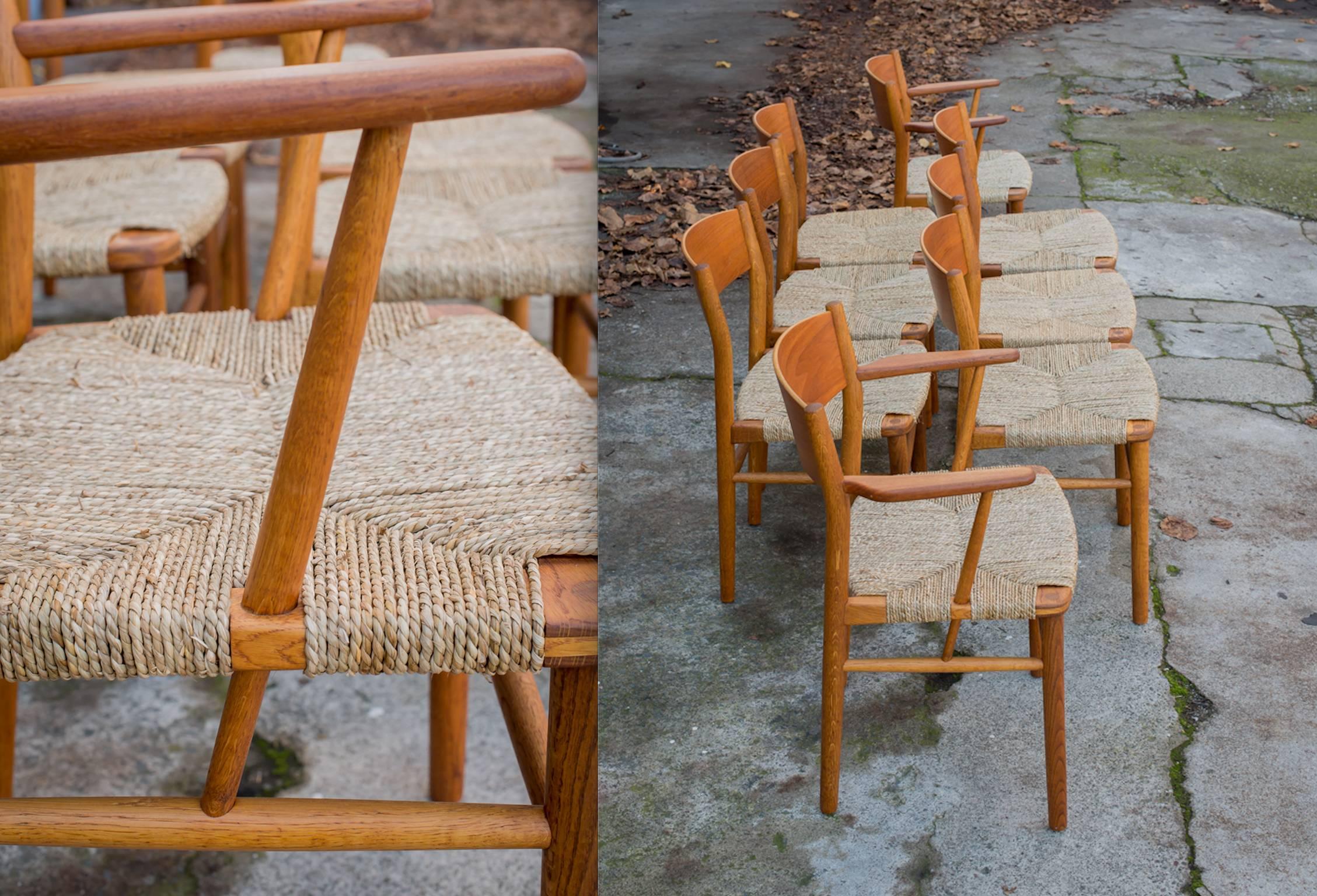 Vintage Børge Mogensen Set of Eight Grass Seat Dining Chairs In Excellent Condition For Sale In San Francisco, CA