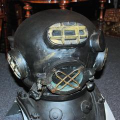 Divers Helmet Replica